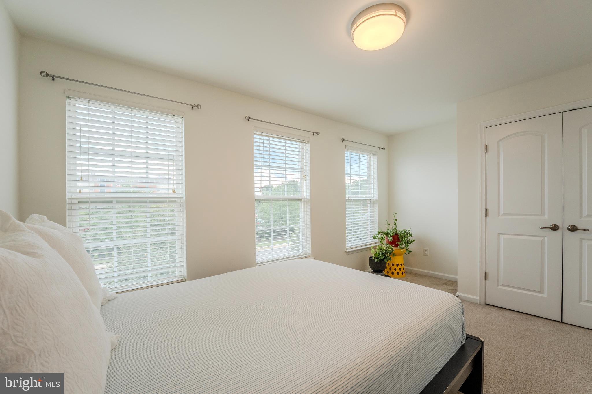 PARKSIDE AT MARKET CENTER - Residential