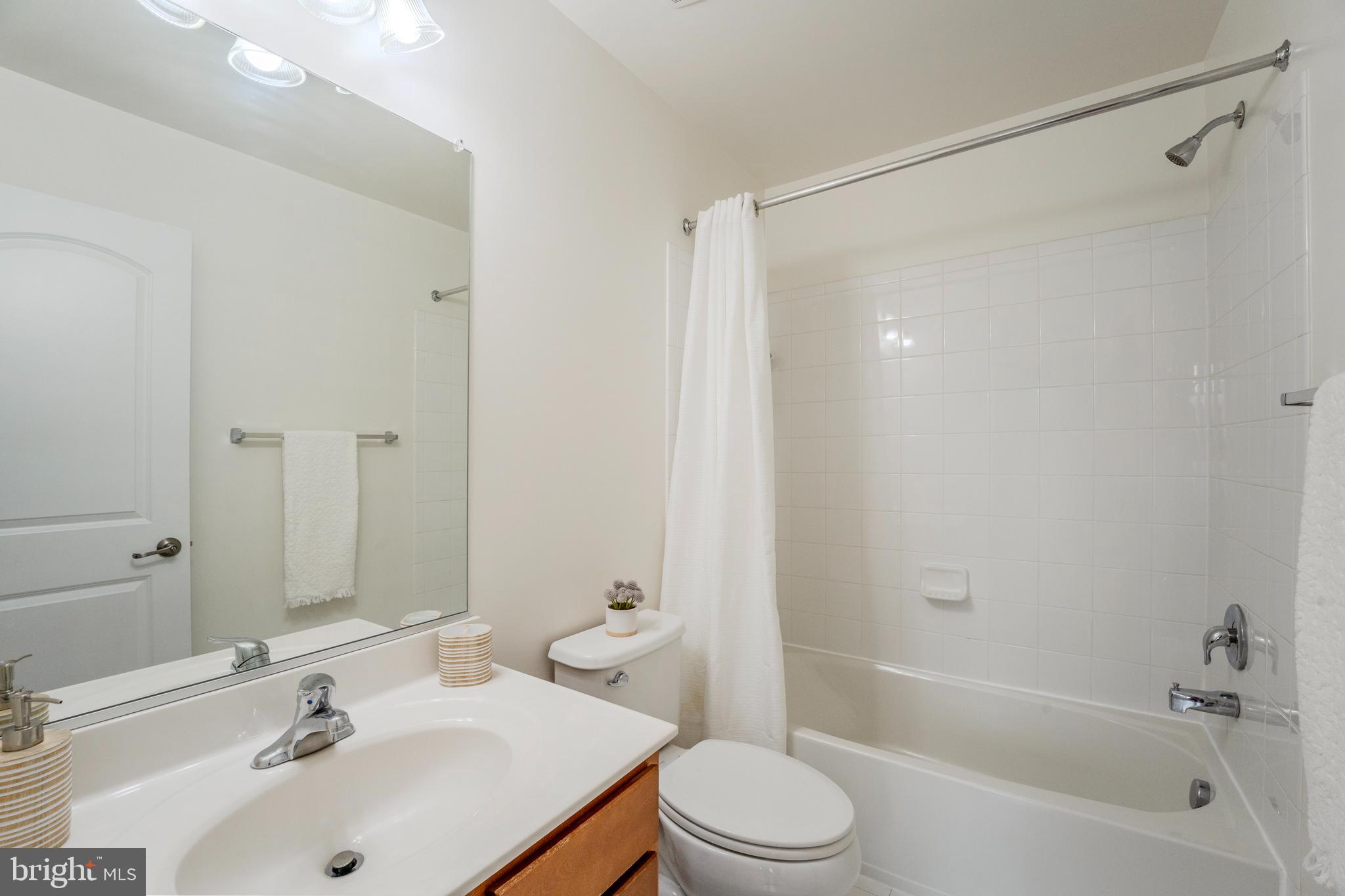 PARKSIDE AT MARKET CENTER - Residential