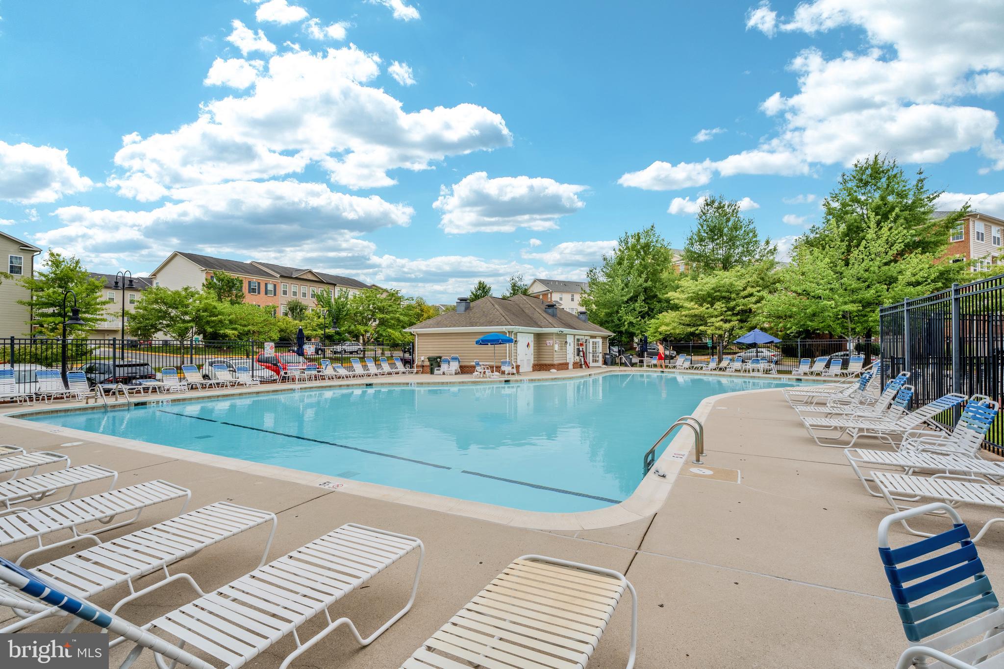 PARKSIDE AT MARKET CENTER - Residential