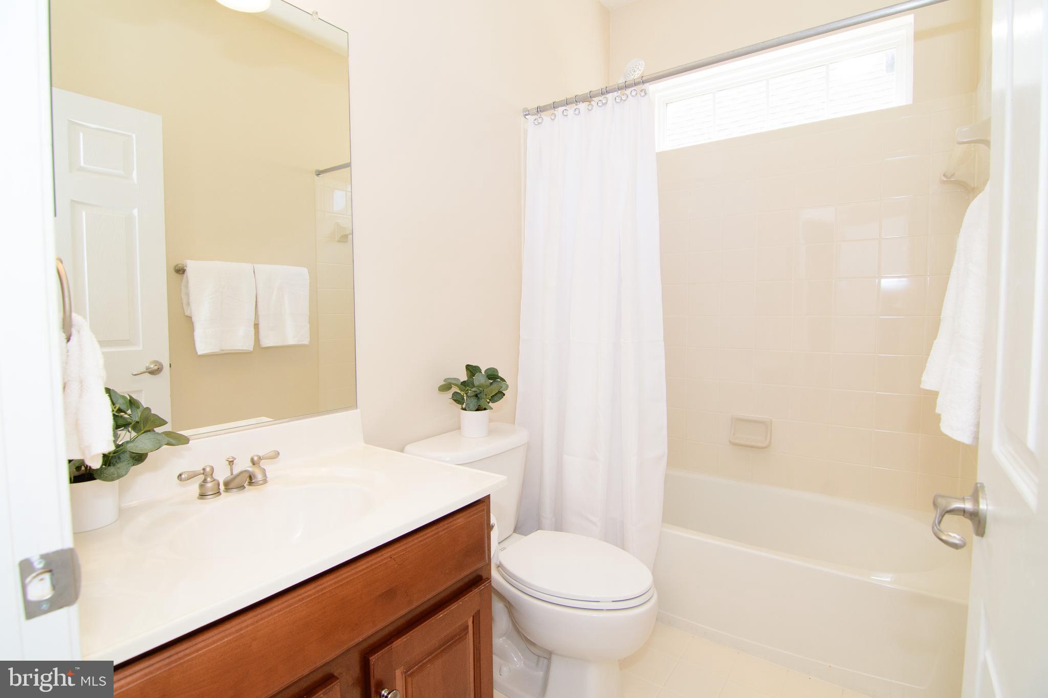 GREAT OAK - Residential
