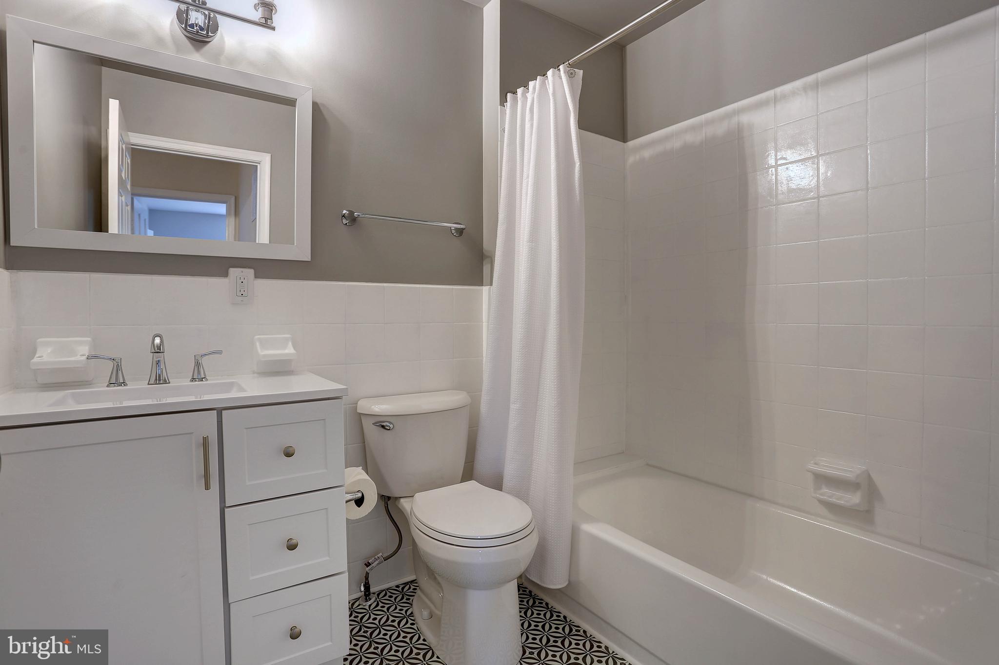 WEST LAUREL - Residential
