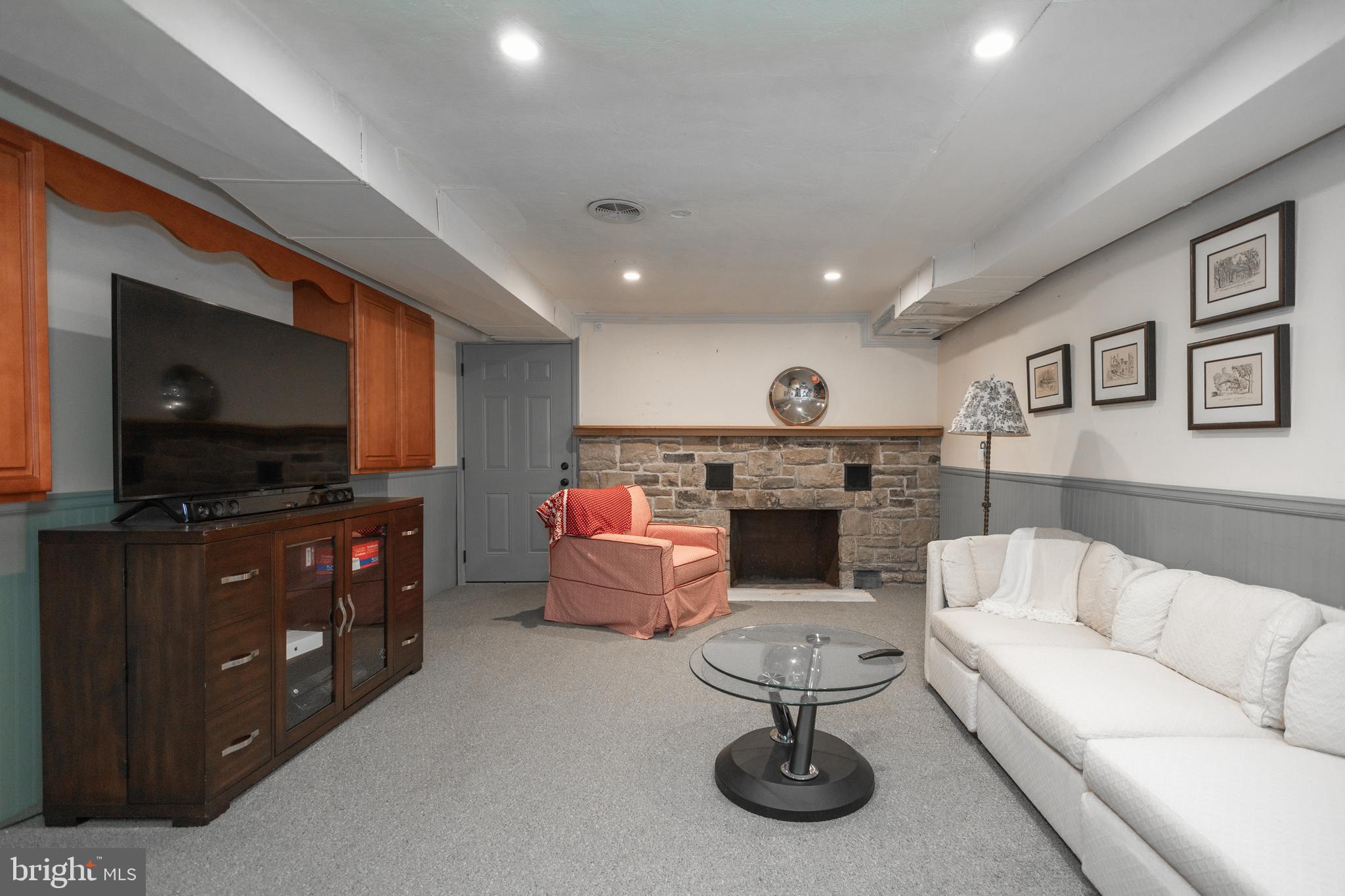 WEST ACRES - Residential