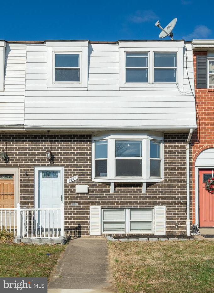 Recently renovated 3-bedroom, 2.5-bathroom TH located in the heart of Halethorpe! Main level open floor plan, large living room, dining room and Gourmet kitchen with granite counters and backsplash. Kitchen door open to a spacious deck. Upper level with 3 bedrooms and 1 full and 1 half bath. Finished Lower level with large recreation, walkout to a patio and 2 parking. Fresh paint. Recently updates include: Refinished beautiful oak hardwood floor in main and upper levels, New Kitchen with Samsung Stainless Steel appliances (2022), NEW full bathroom and half bathroom on Upper level(2022), New refinished walkout basement with new LVP floor(2022), New washer and dryer(2023), New water heater(2023), New storm Doors(2023), All New outlets and switches in whole house(2023) and more. Convenience to commuter routes 195, 695 and I-95, near shopping, dining and much more!
