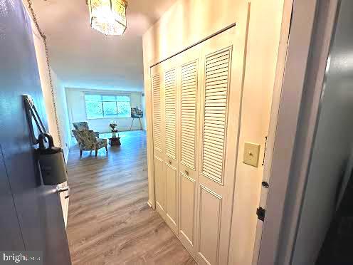 WHITEHALL - Residential