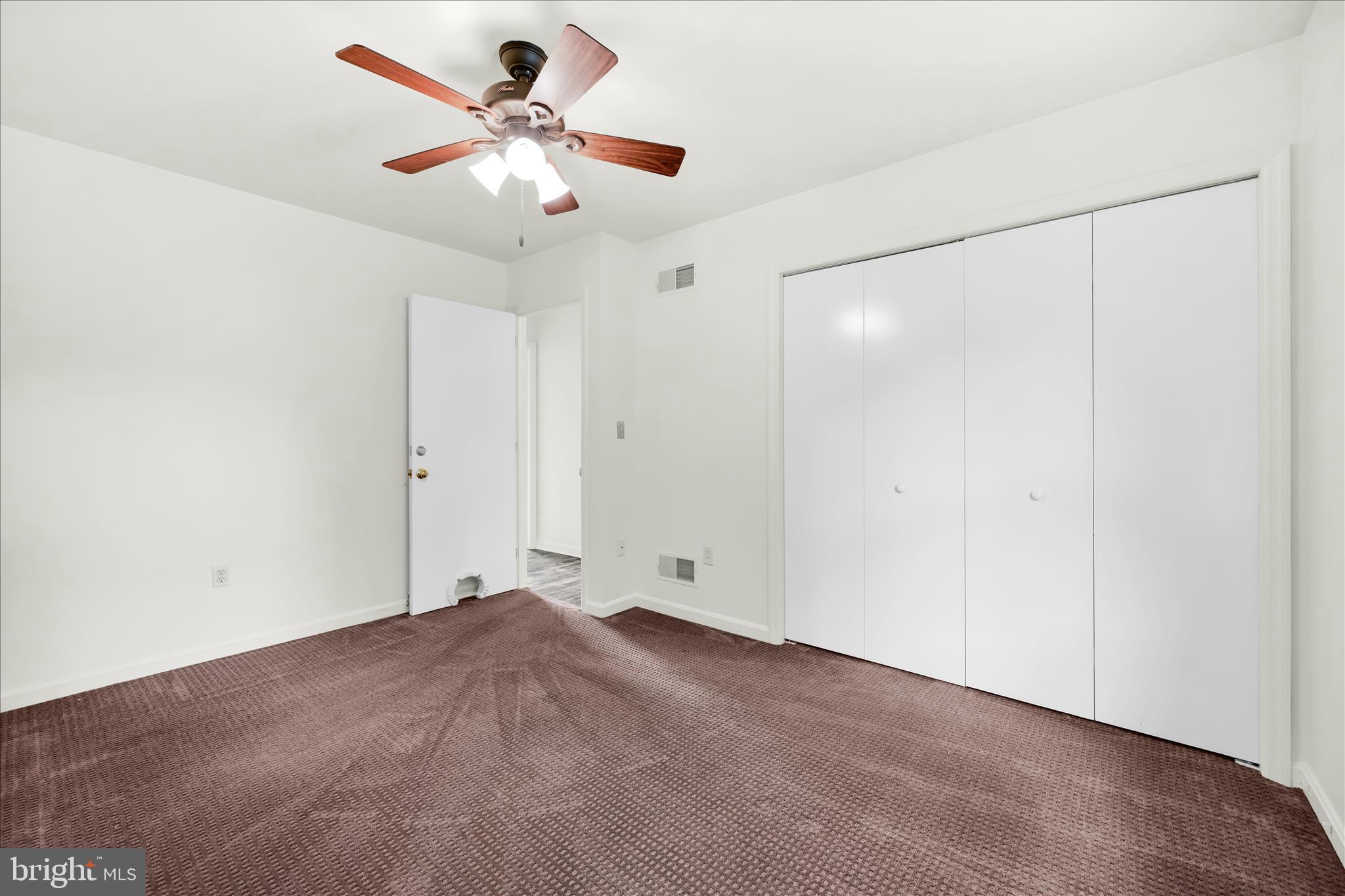 FOXCHASE - Residential