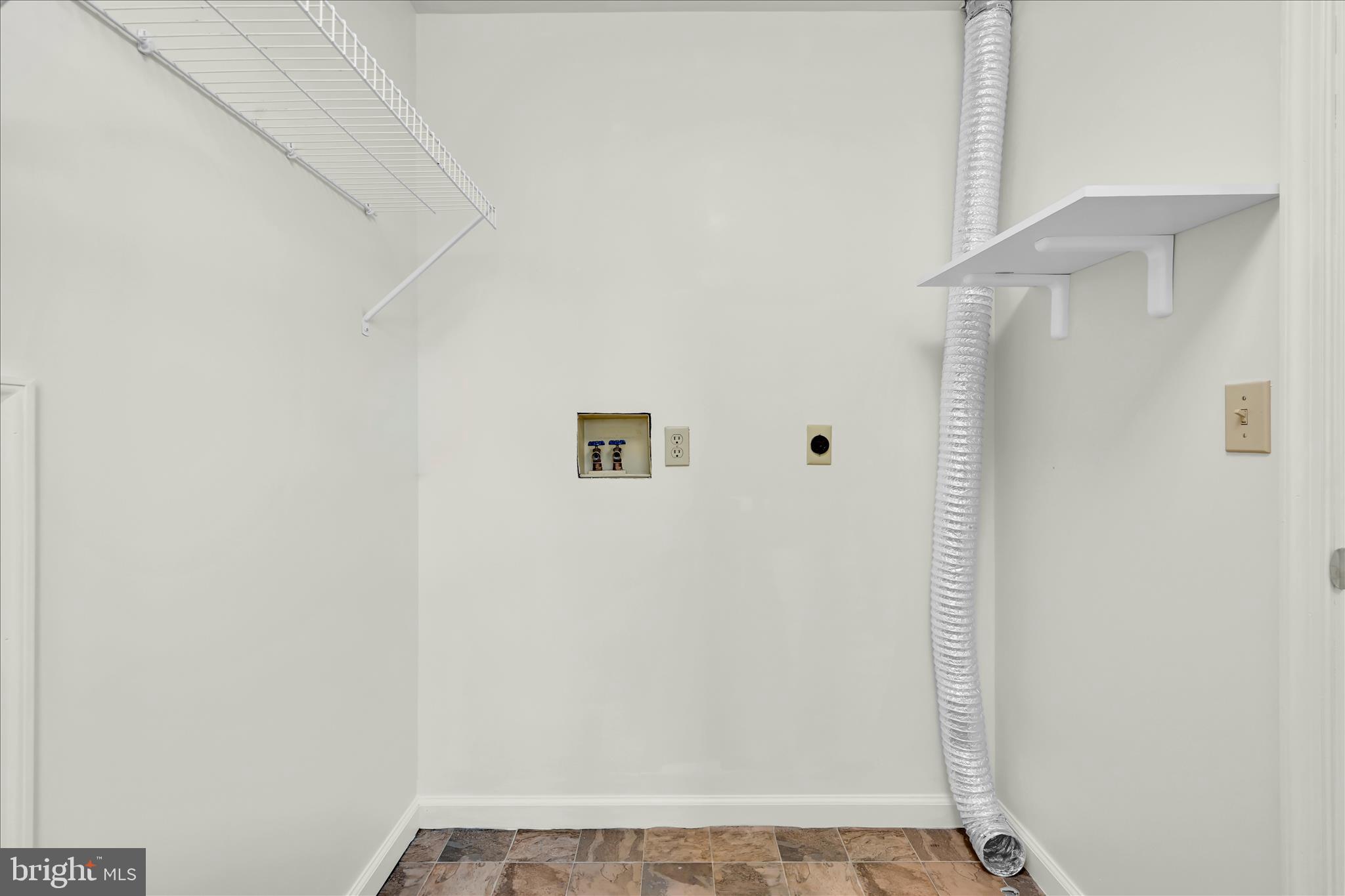 FOXCHASE - Residential