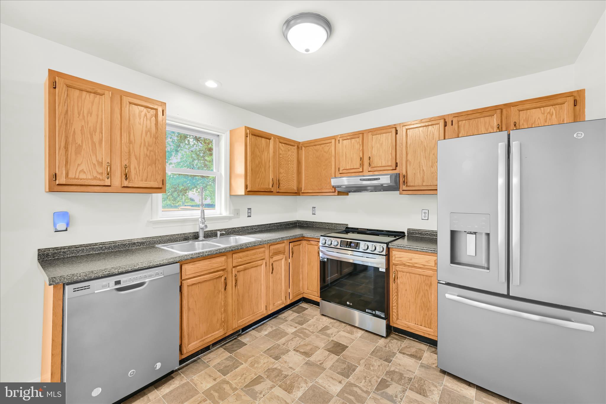 FOXCHASE - Residential