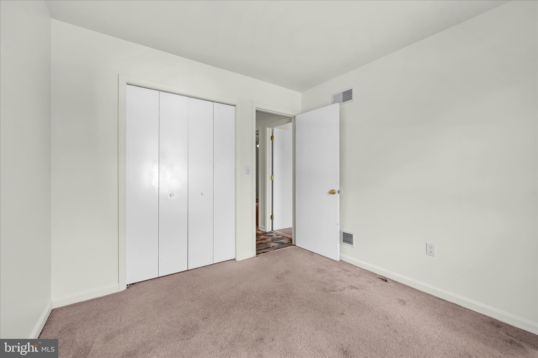 FOXCHASE - Residential