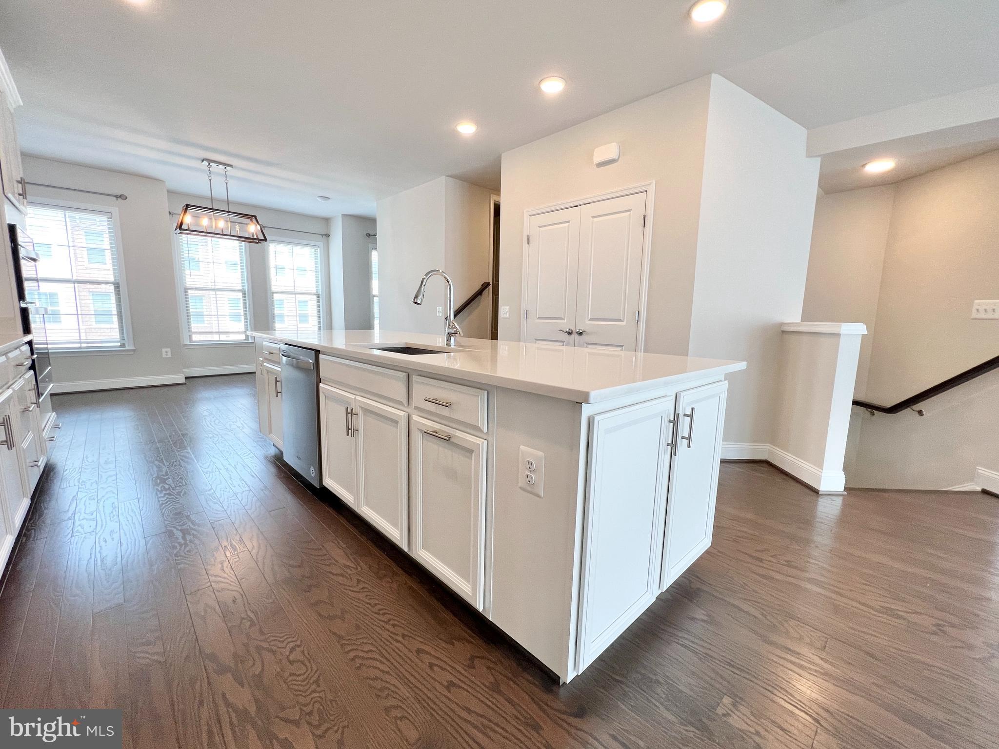 POTOMAC SHORES - Residential