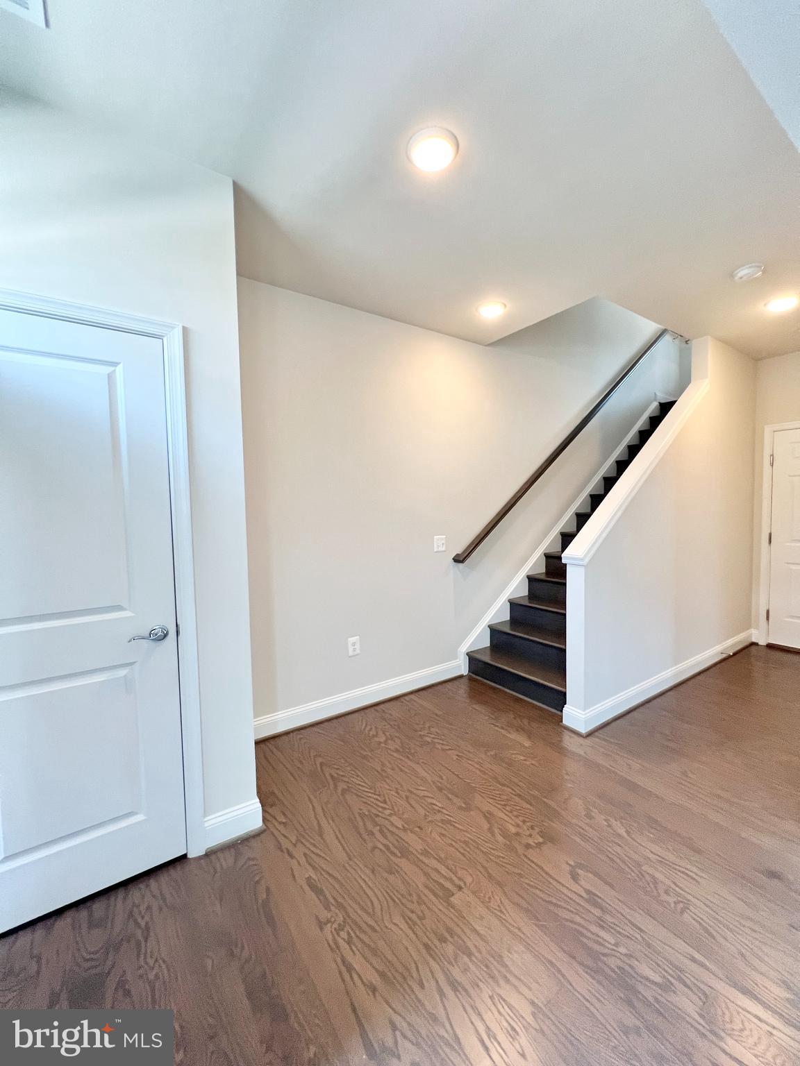 POTOMAC SHORES - Residential
