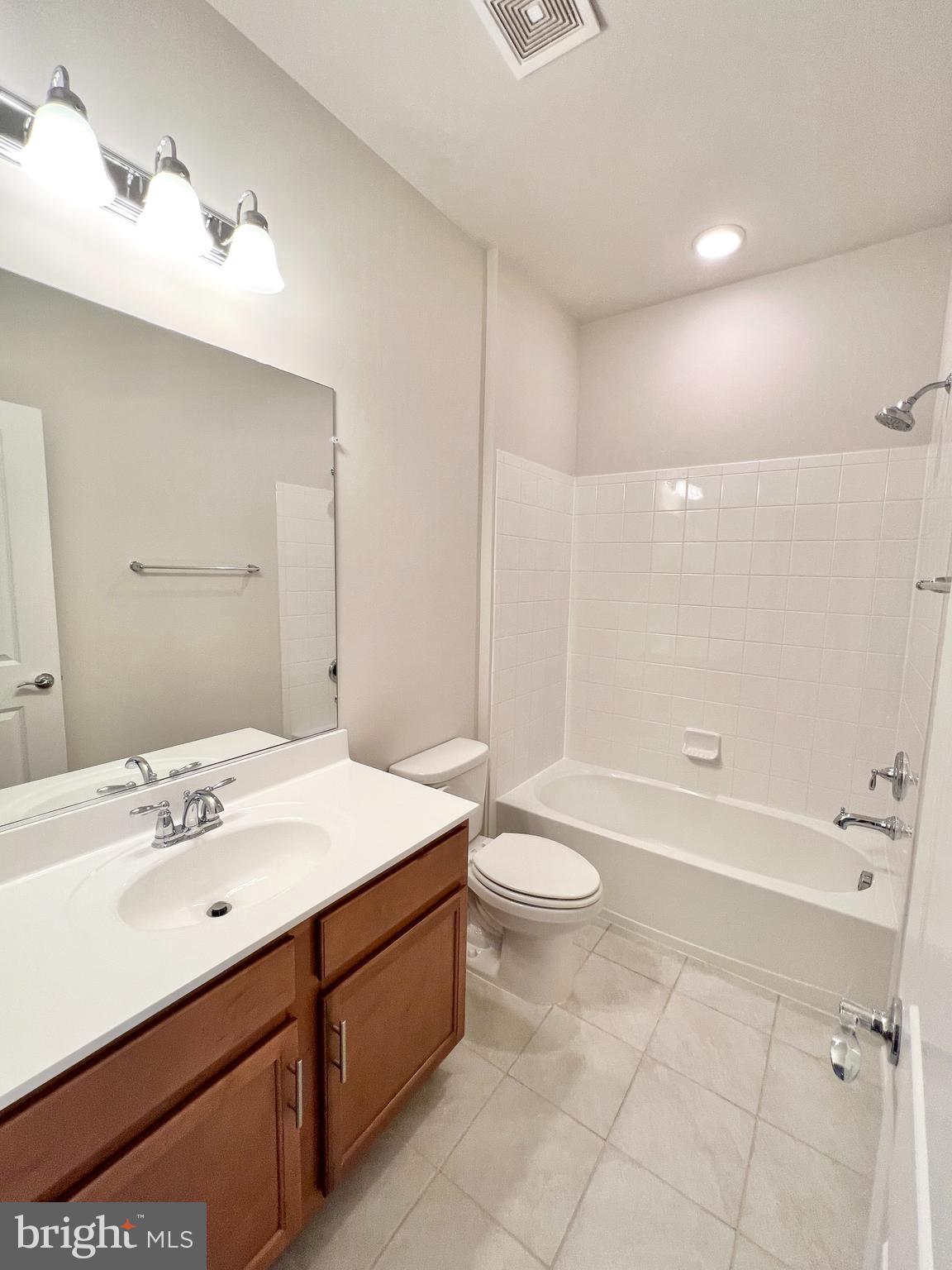 POTOMAC SHORES - Residential