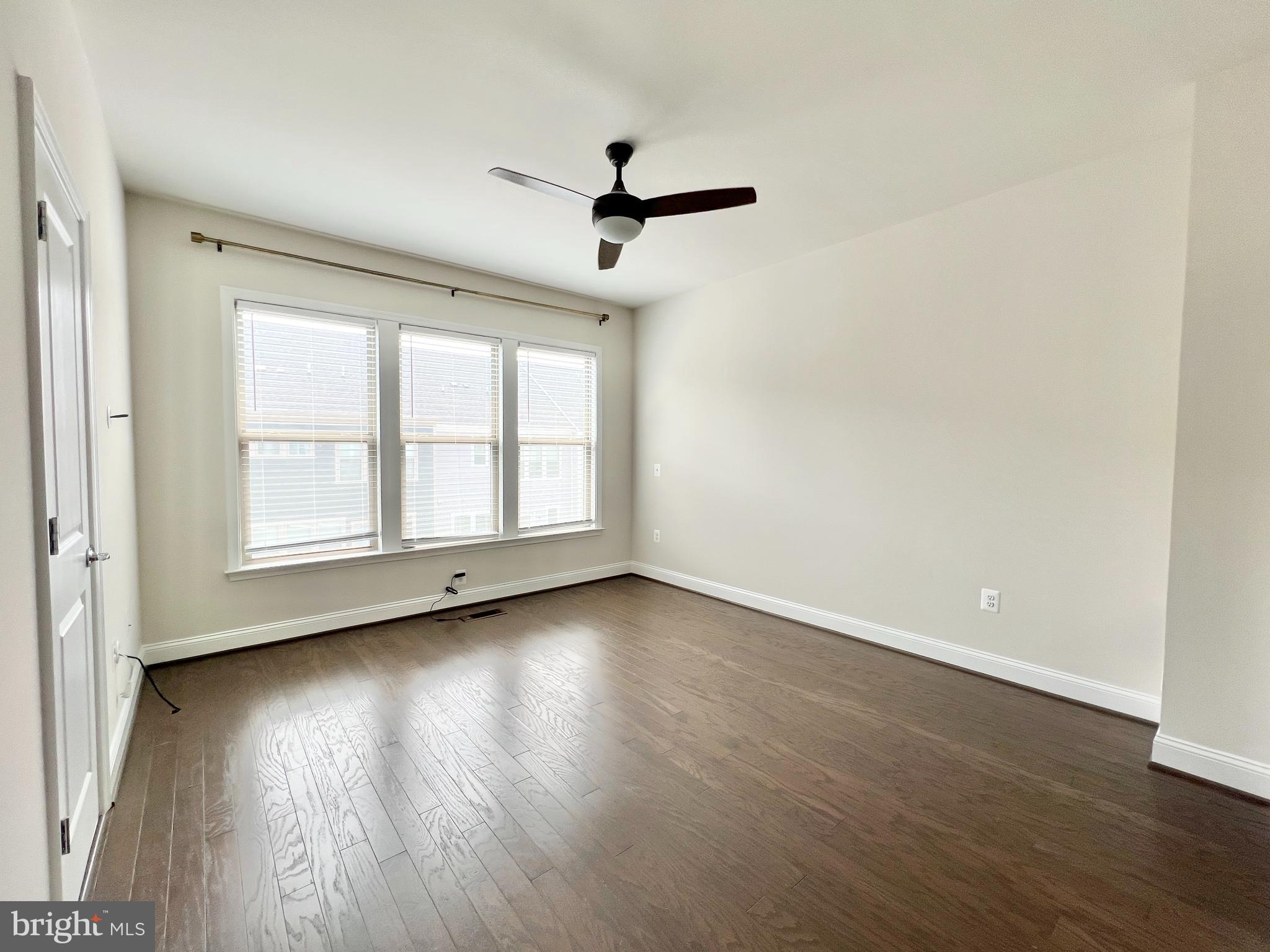 POTOMAC SHORES - Residential