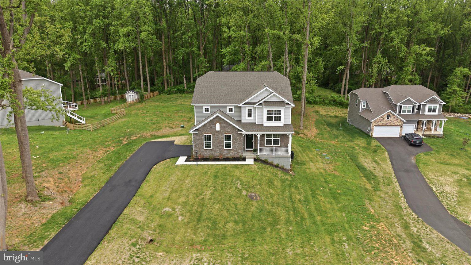 WOODED RUN ESTATES - Residential