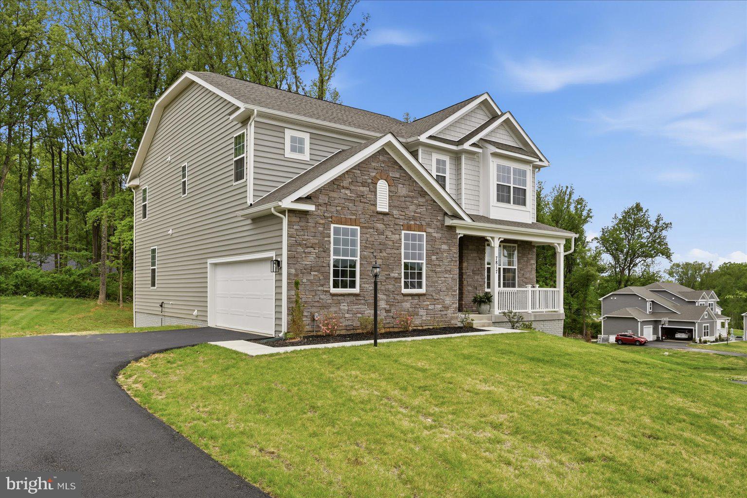 WOODED RUN ESTATES - Residential