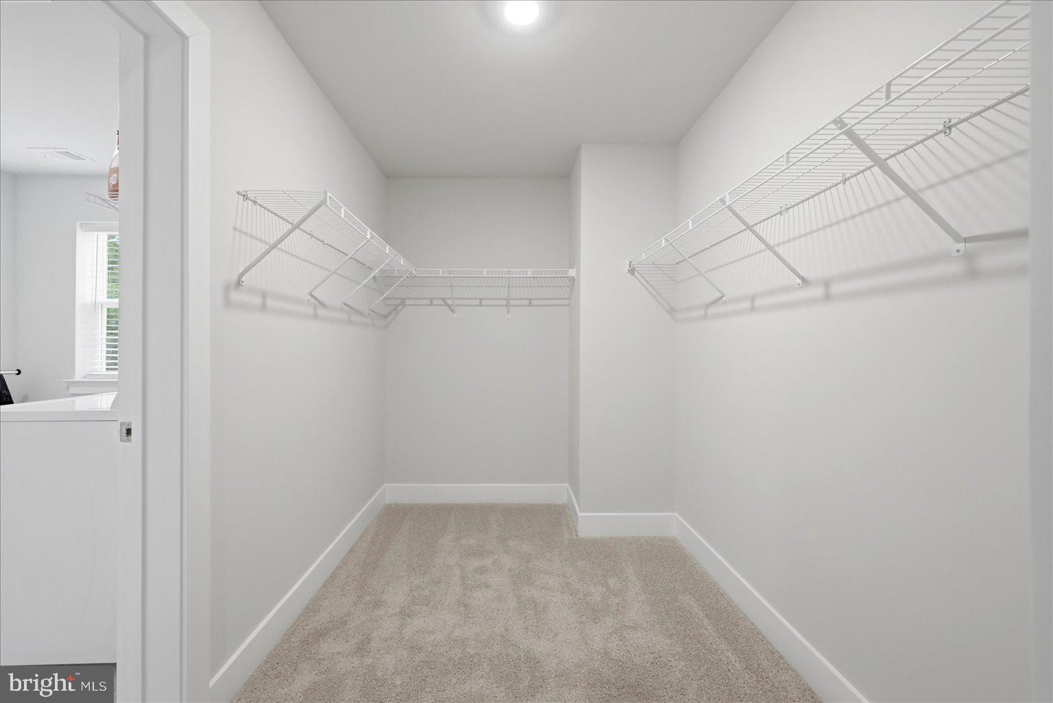 WOODED RUN ESTATES - Residential