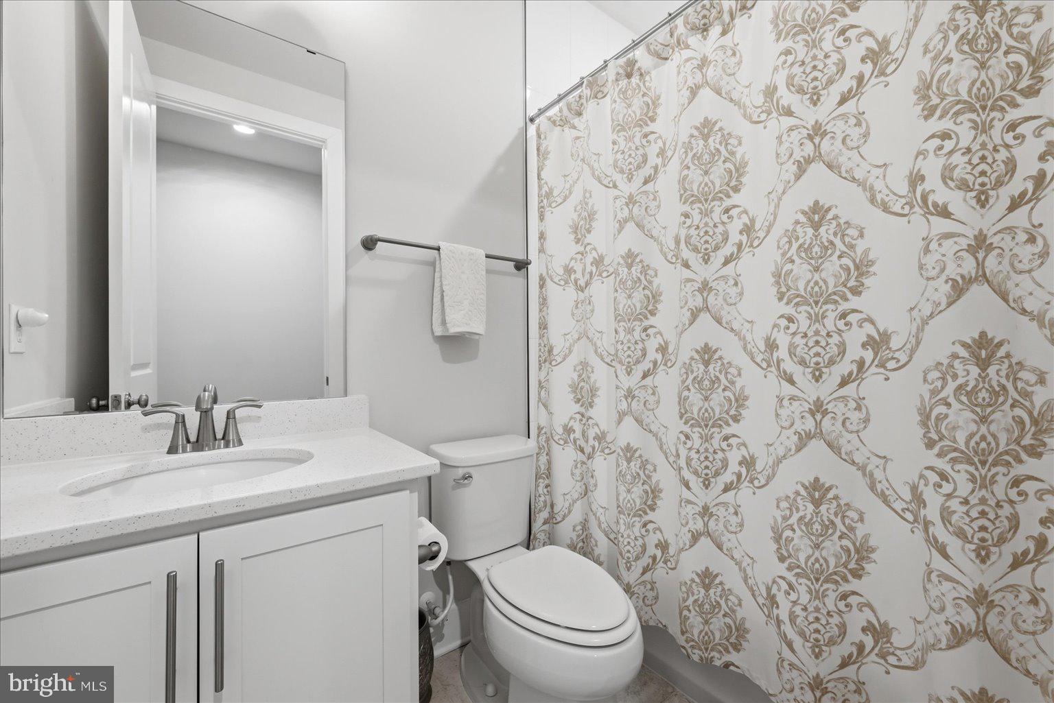 WOODED RUN ESTATES - Residential