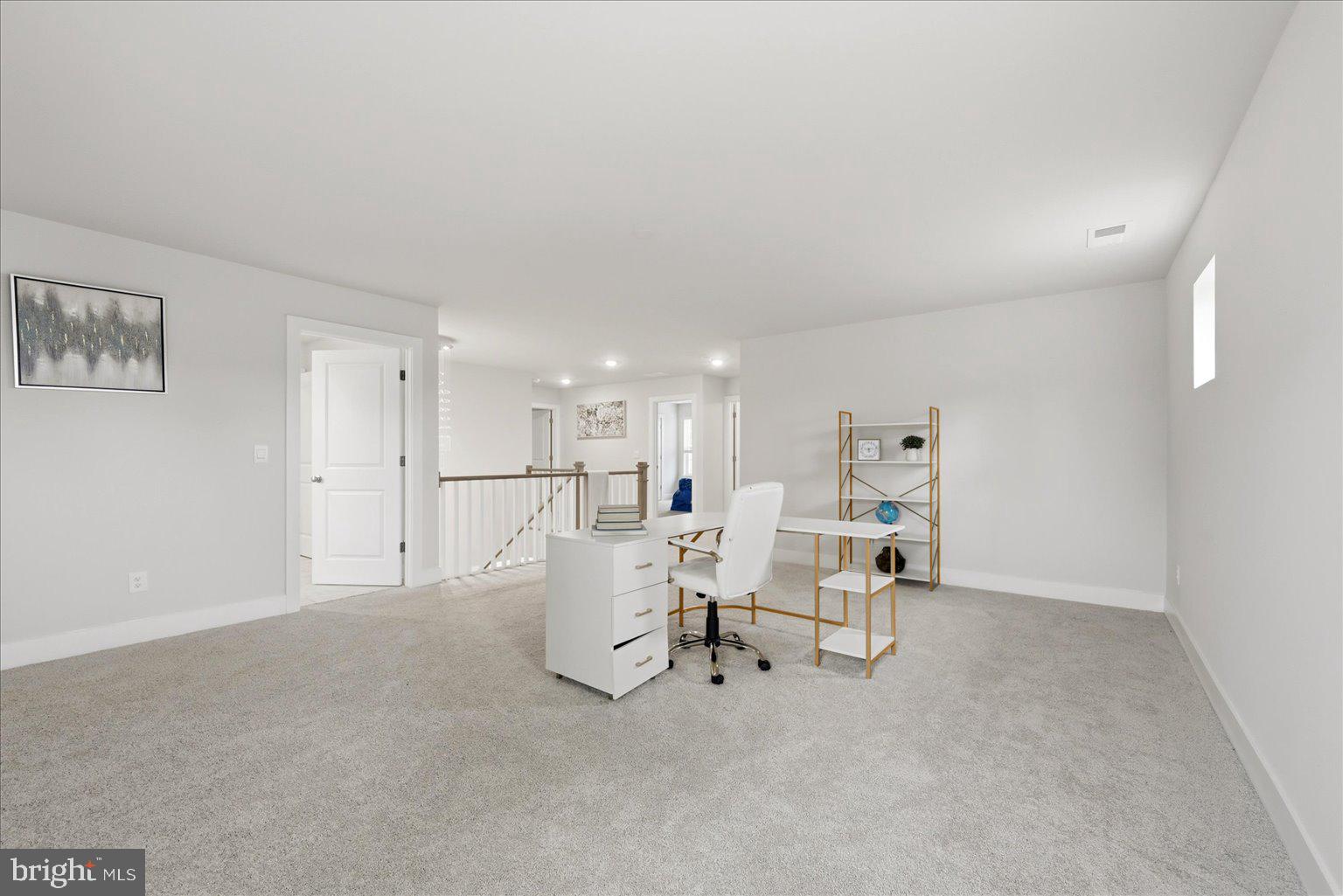 WOODED RUN ESTATES - Residential