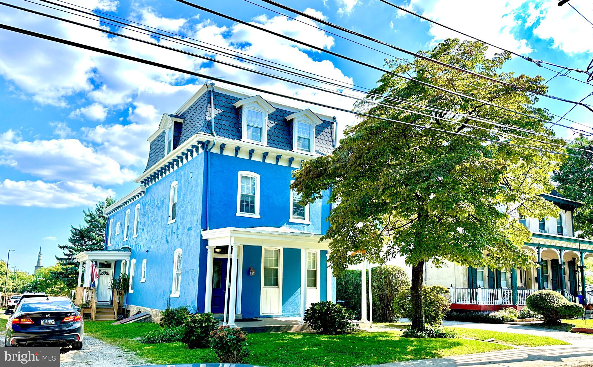 I have a third floor apartment available, on a quiet street, in the mid point of Manayunk / Roxborough at 525 Leverington Ave., # 3, for $1,250 a month, gas, heat, electricity and water are part of the rent. The unit comes with a parking spot. The one bedroom has a large kitchen, large bedroom, great closet space and a bathroom. It is spacious and full of windows with natural light. The bedroom has hardwood throughout. The apartment is close to Main St., Manayunk. It is close to Kelly Drive, perfect for biking/running and commuting to the city. The landlord and management are very responsive to repair requests, literally within hours. Cats and dogs are welcome! Please email me to set up a showing. The location is ideal for Drexel University College of Medicine, Temple Med, PCOM and Jefferson University.