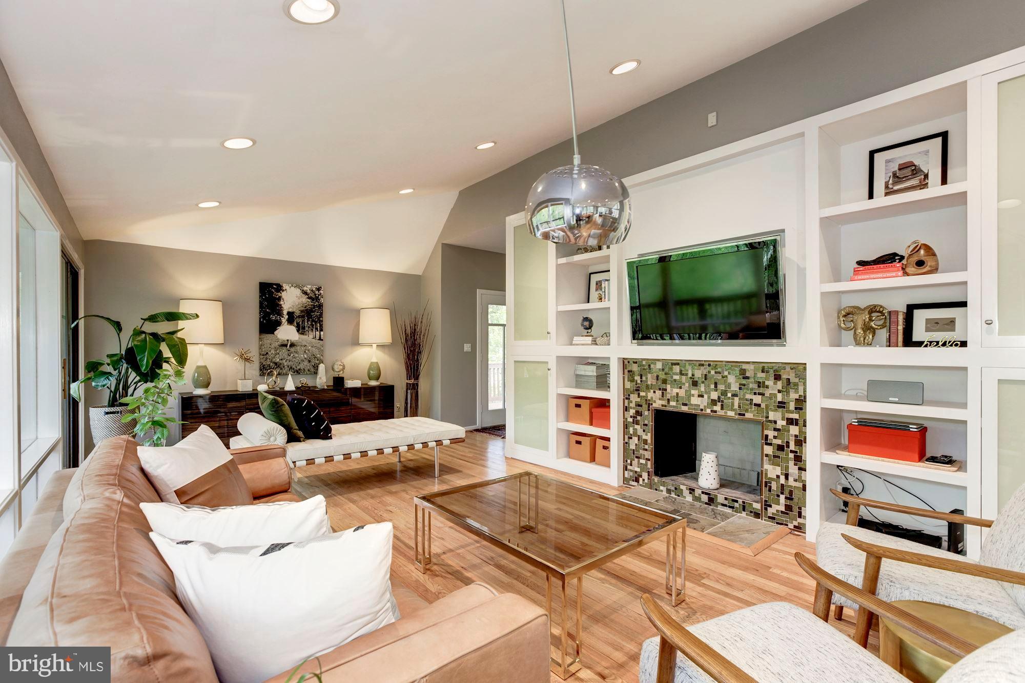 TIMBERWOOD OF POTOMAC - Residential