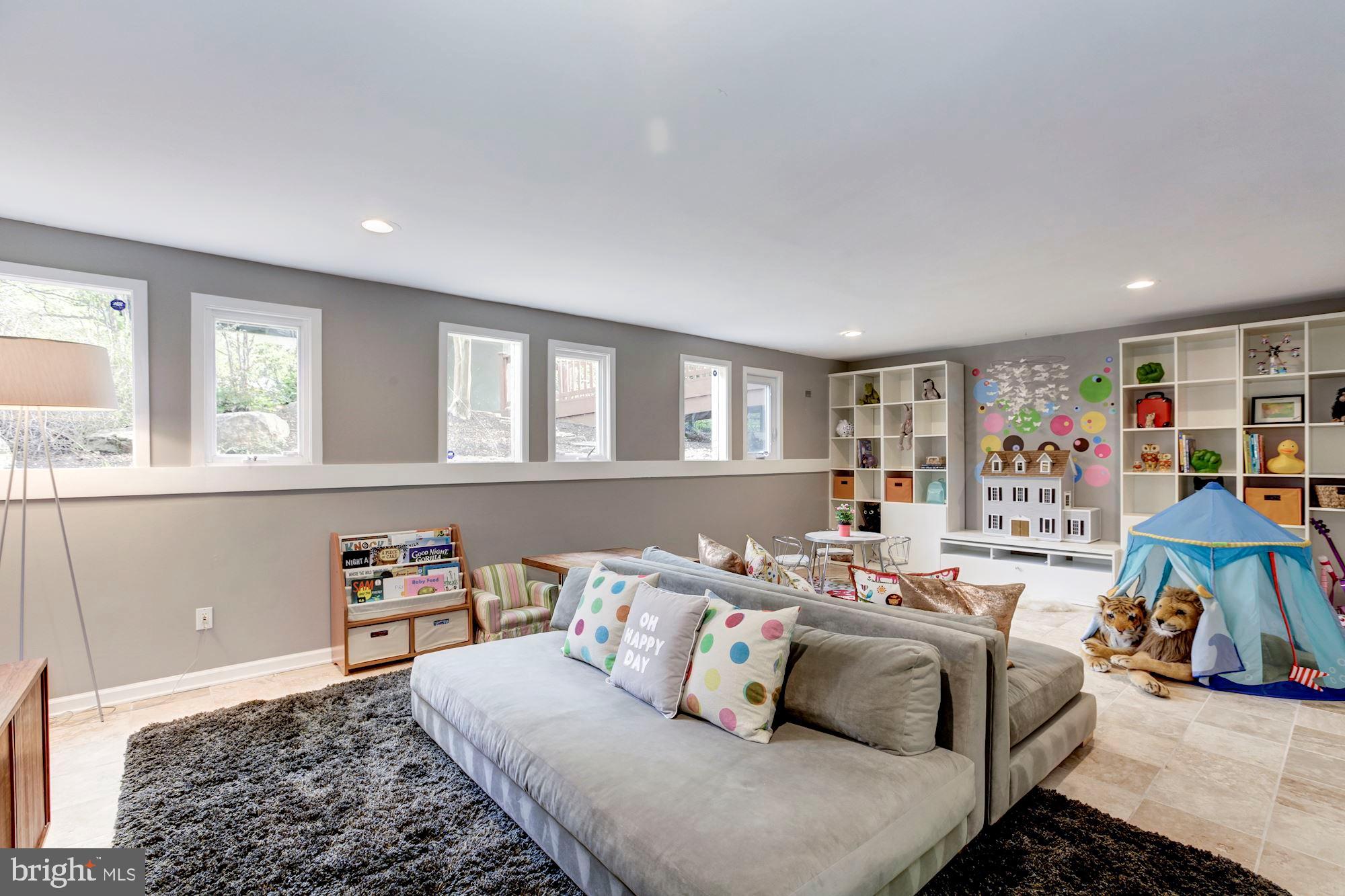 TIMBERWOOD OF POTOMAC - Residential