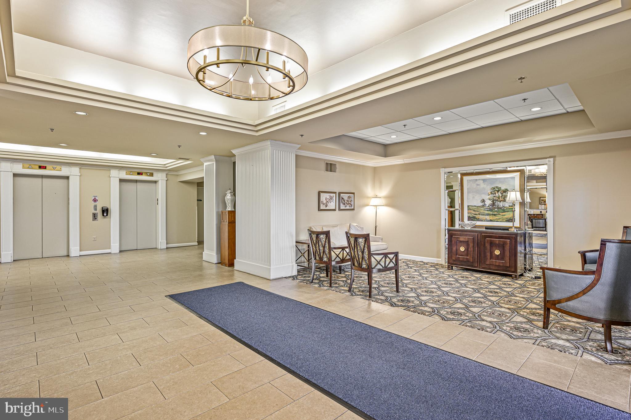 LANSDOWNE WOODS - Residential