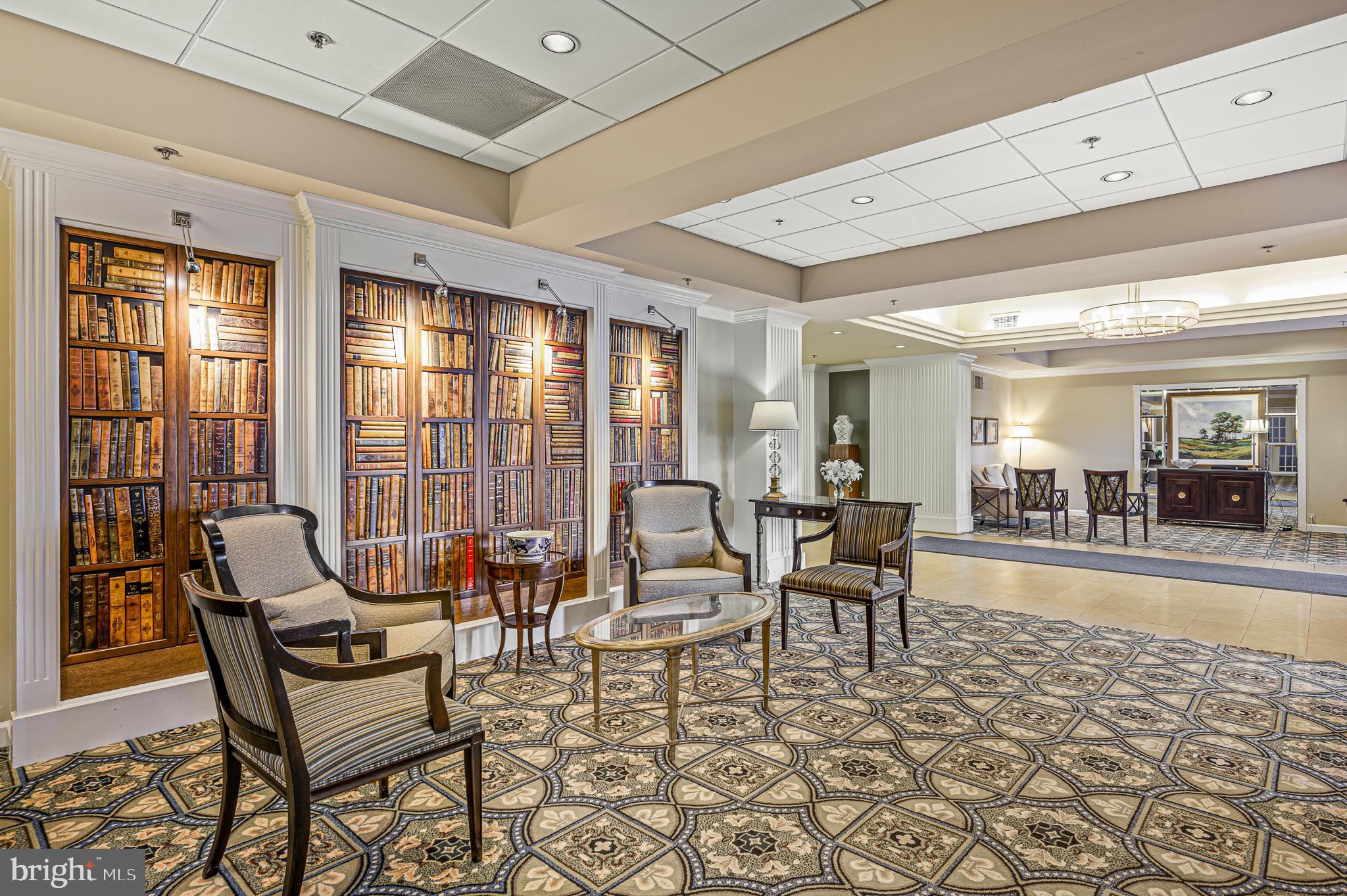LANSDOWNE WOODS - Residential