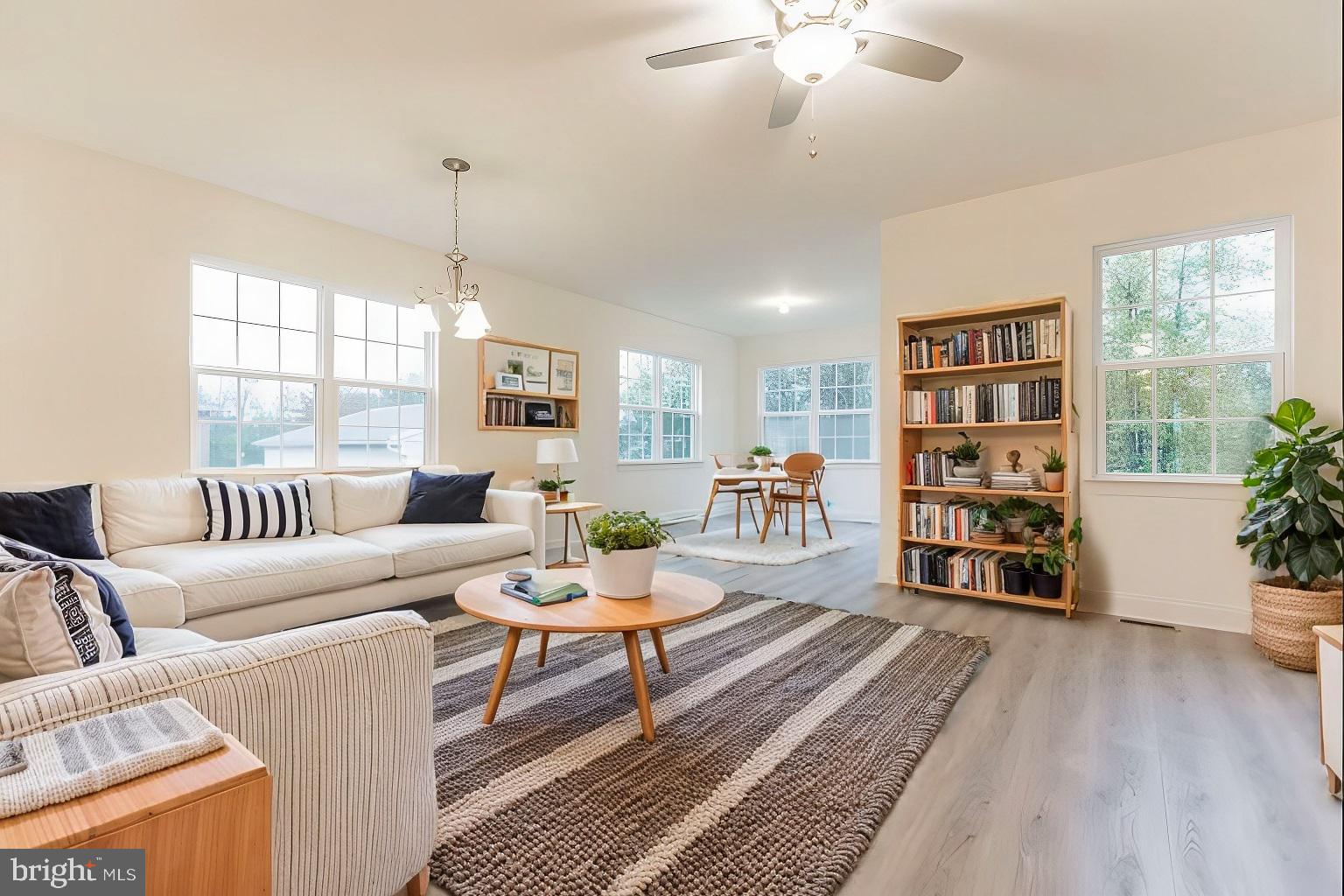 TOWNSEND - Residential