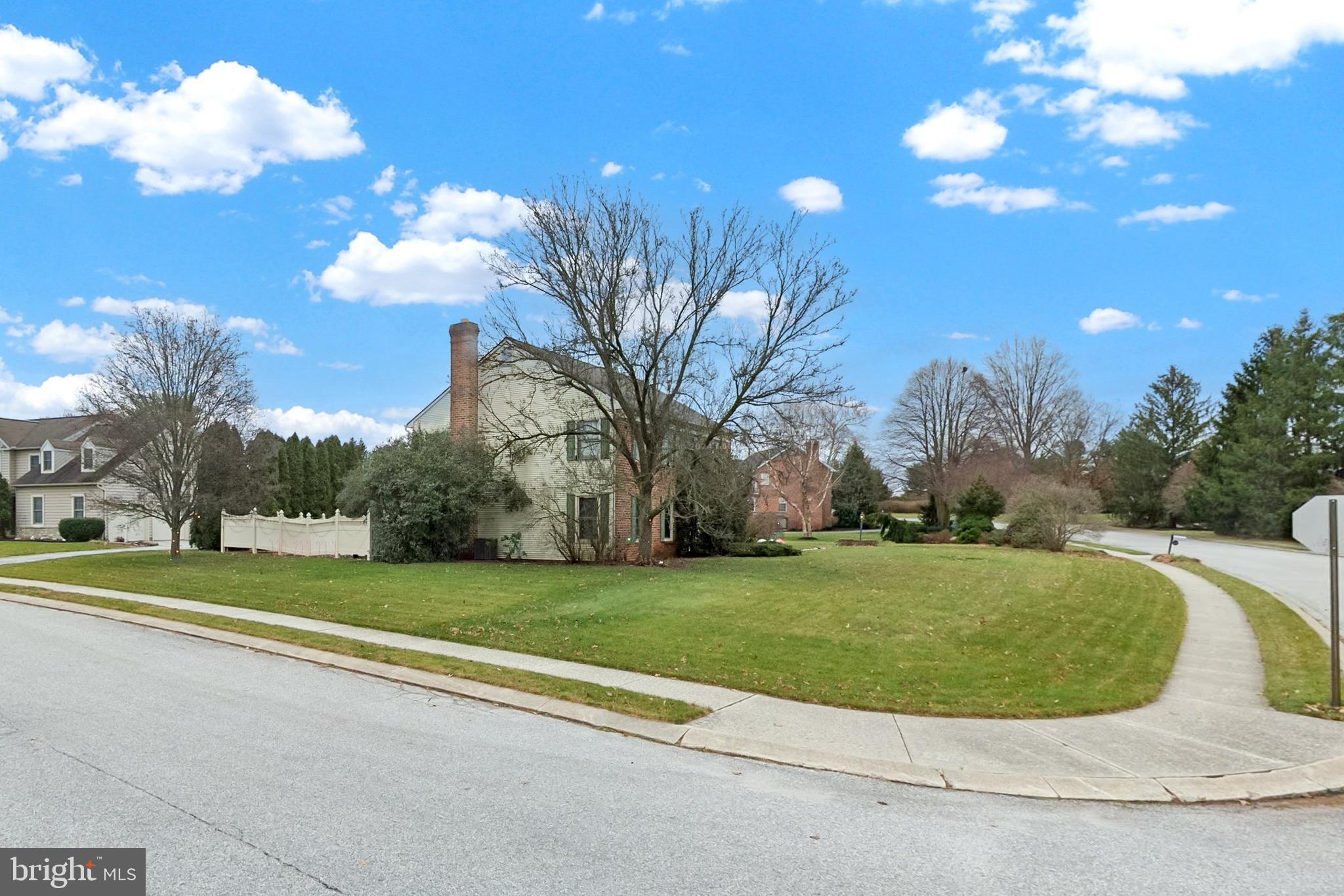BARRINGTON PLACE - Residential
