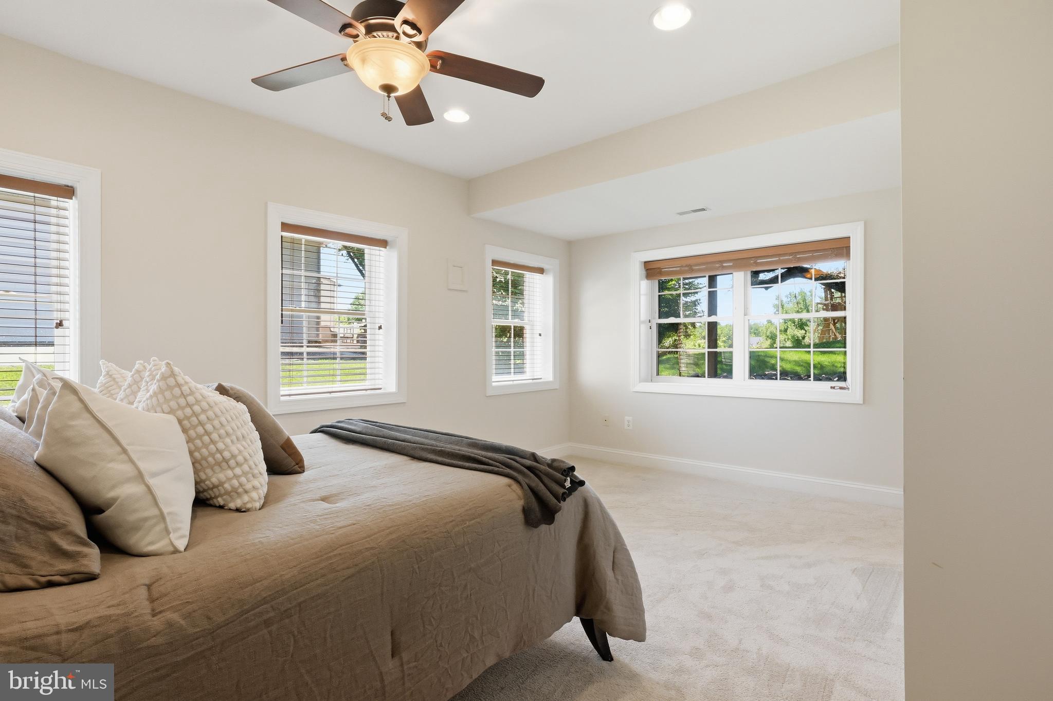CATTAIL CREEK - Residential