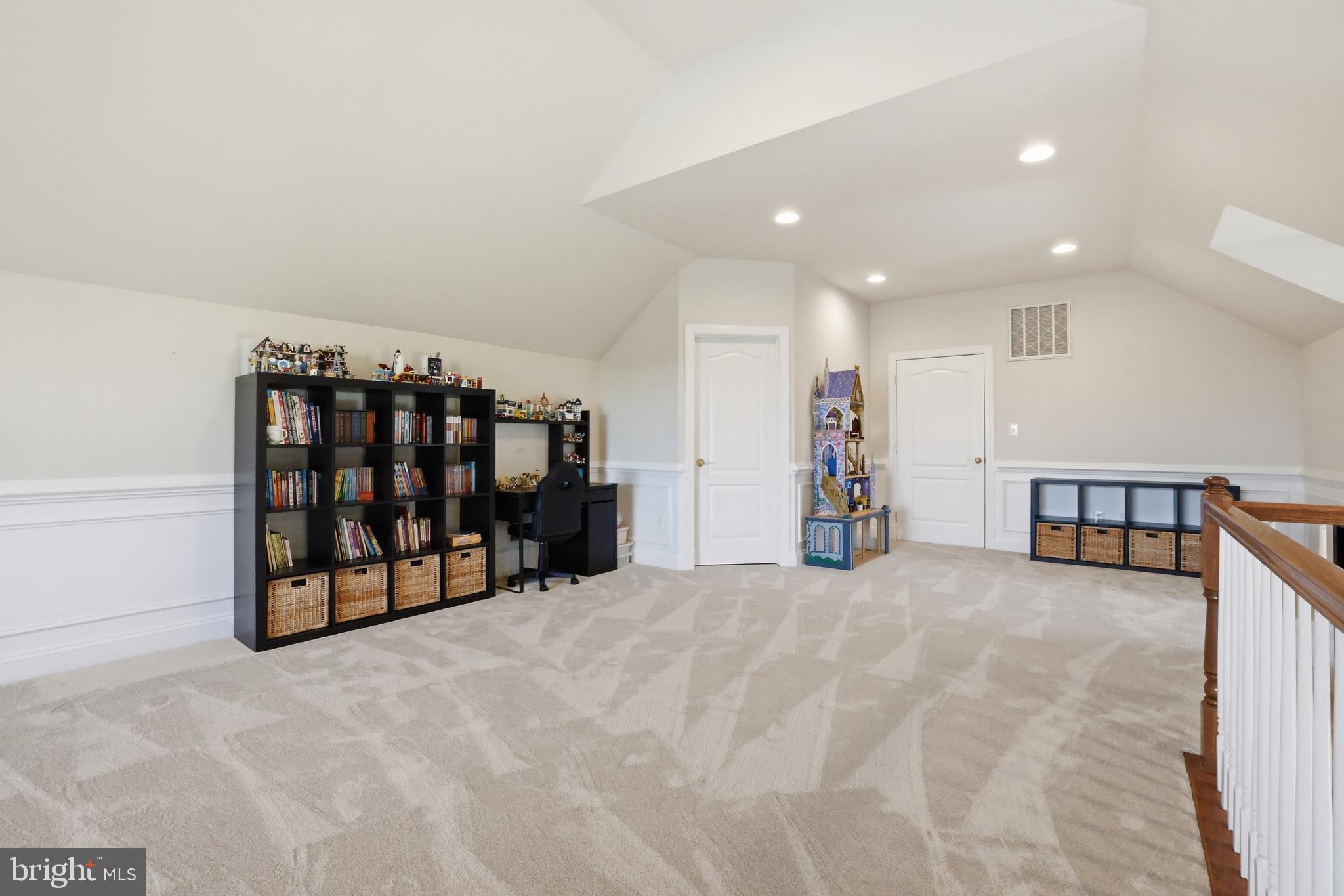 CATTAIL CREEK - Residential