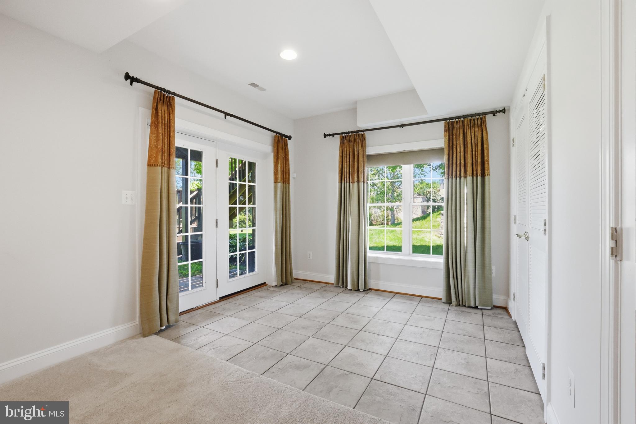 CATTAIL CREEK - Residential