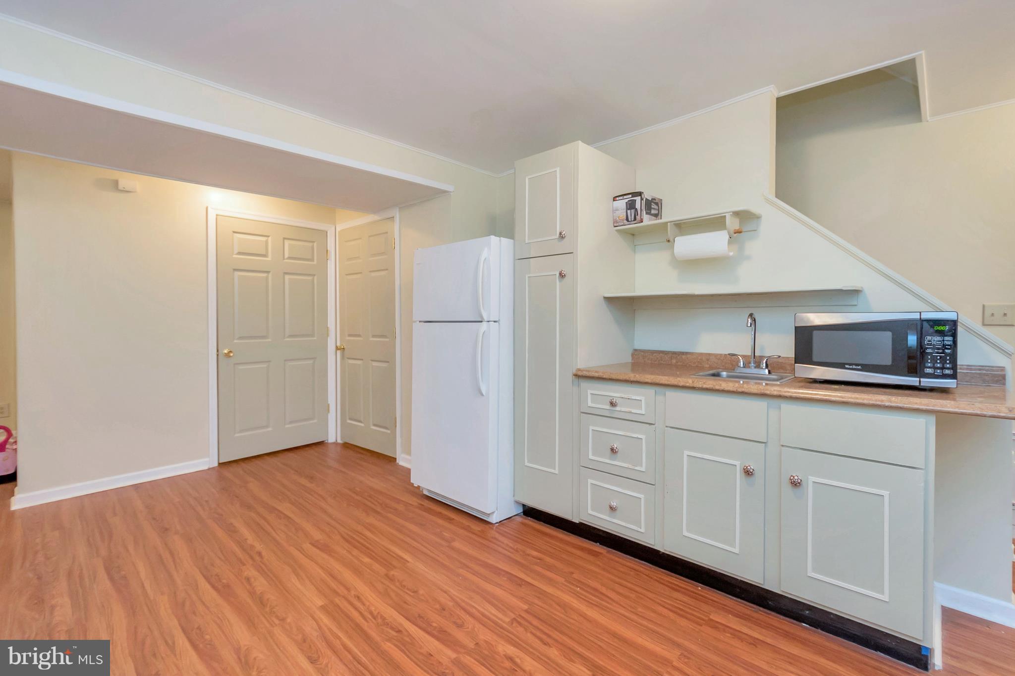 WHITESTONE - Residential