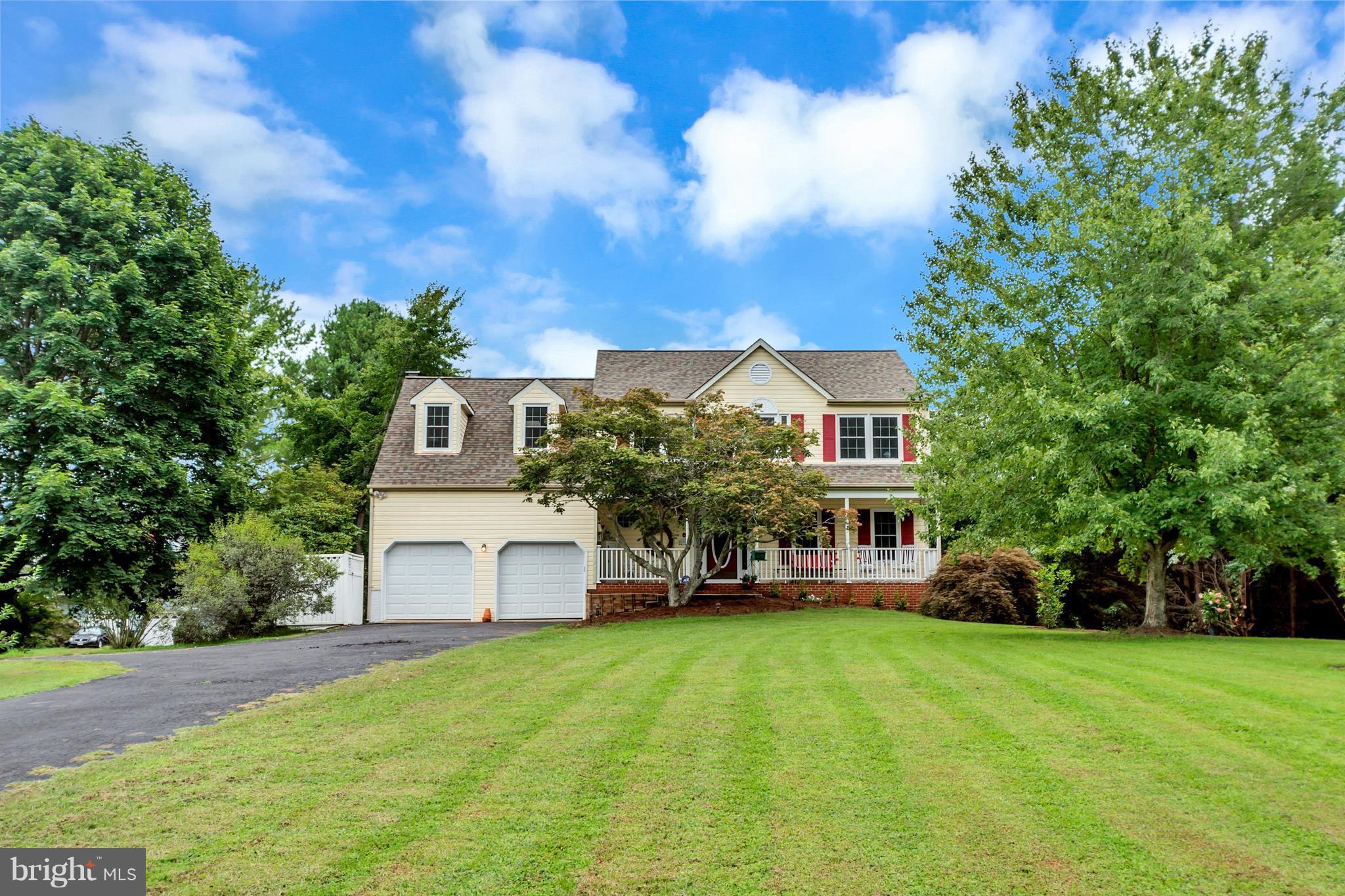 WHITESTONE - Residential