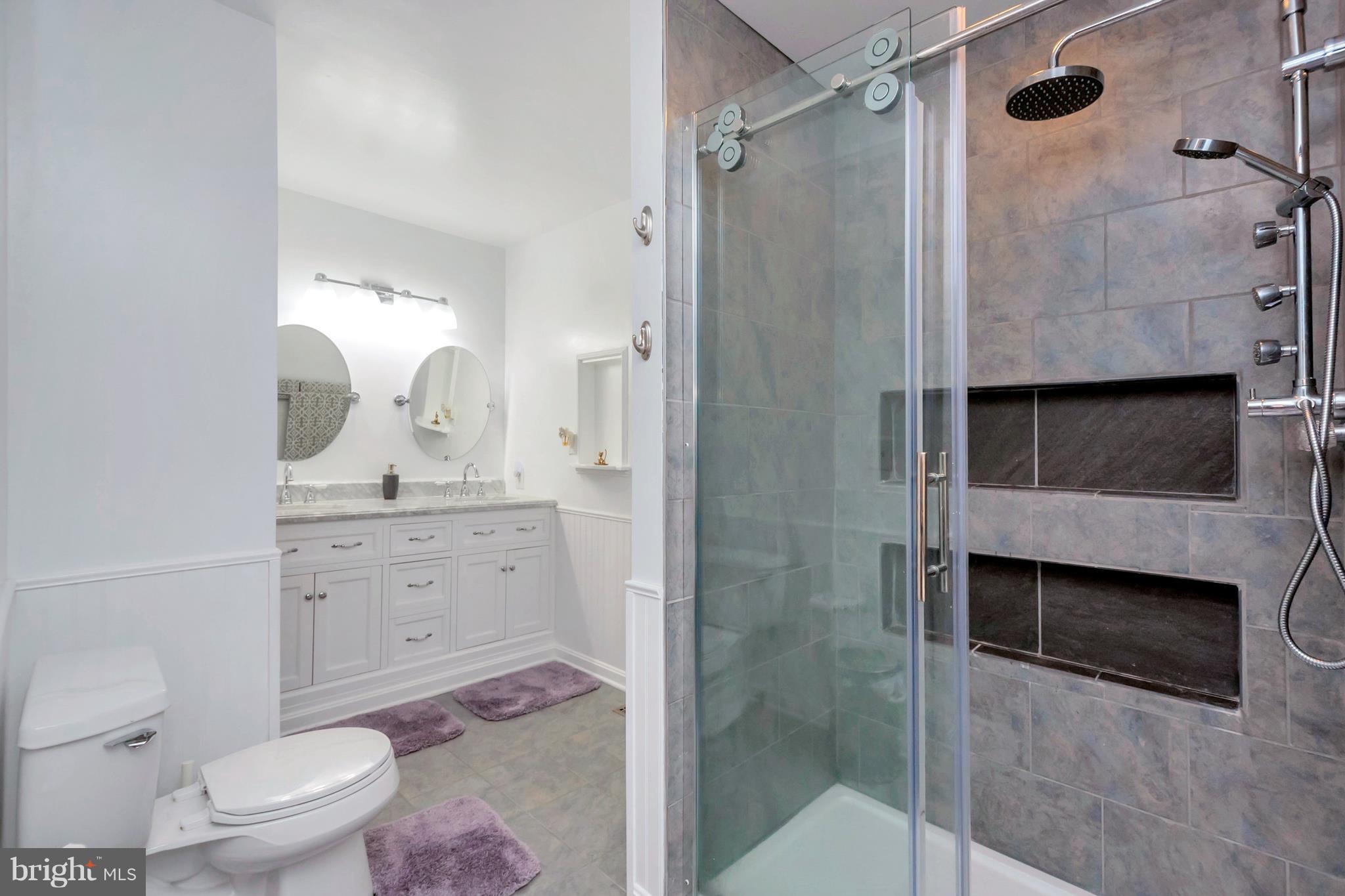 WHITESTONE - Residential