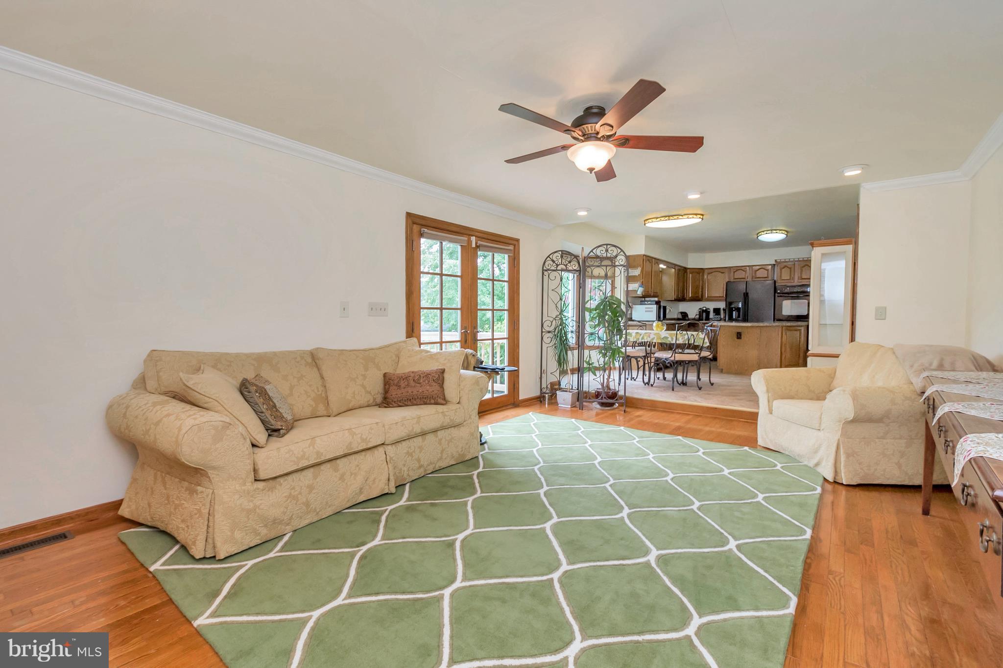 WHITESTONE - Residential