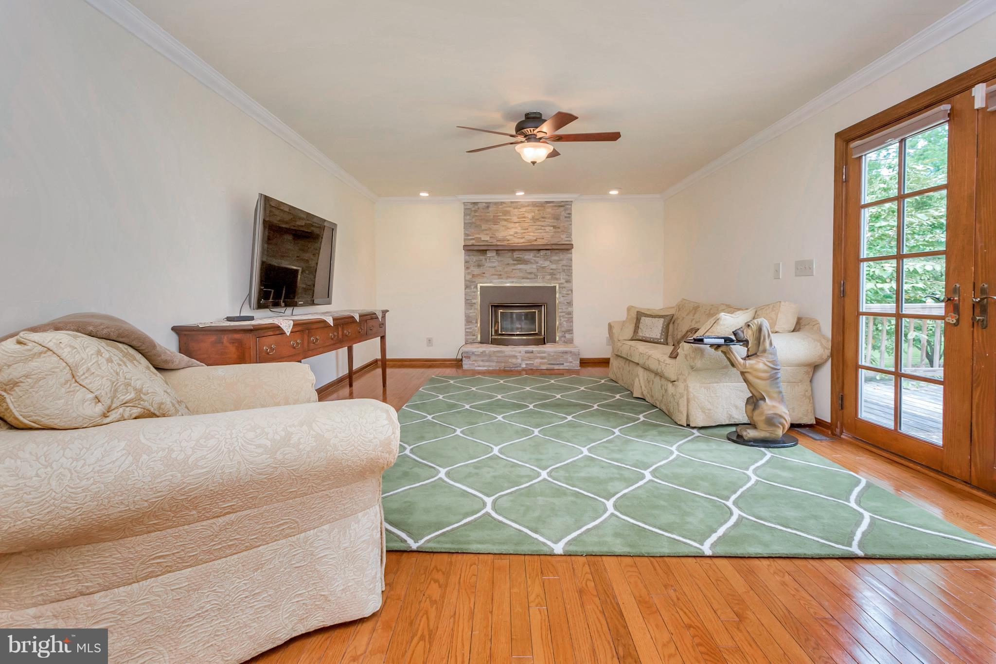 WHITESTONE - Residential
