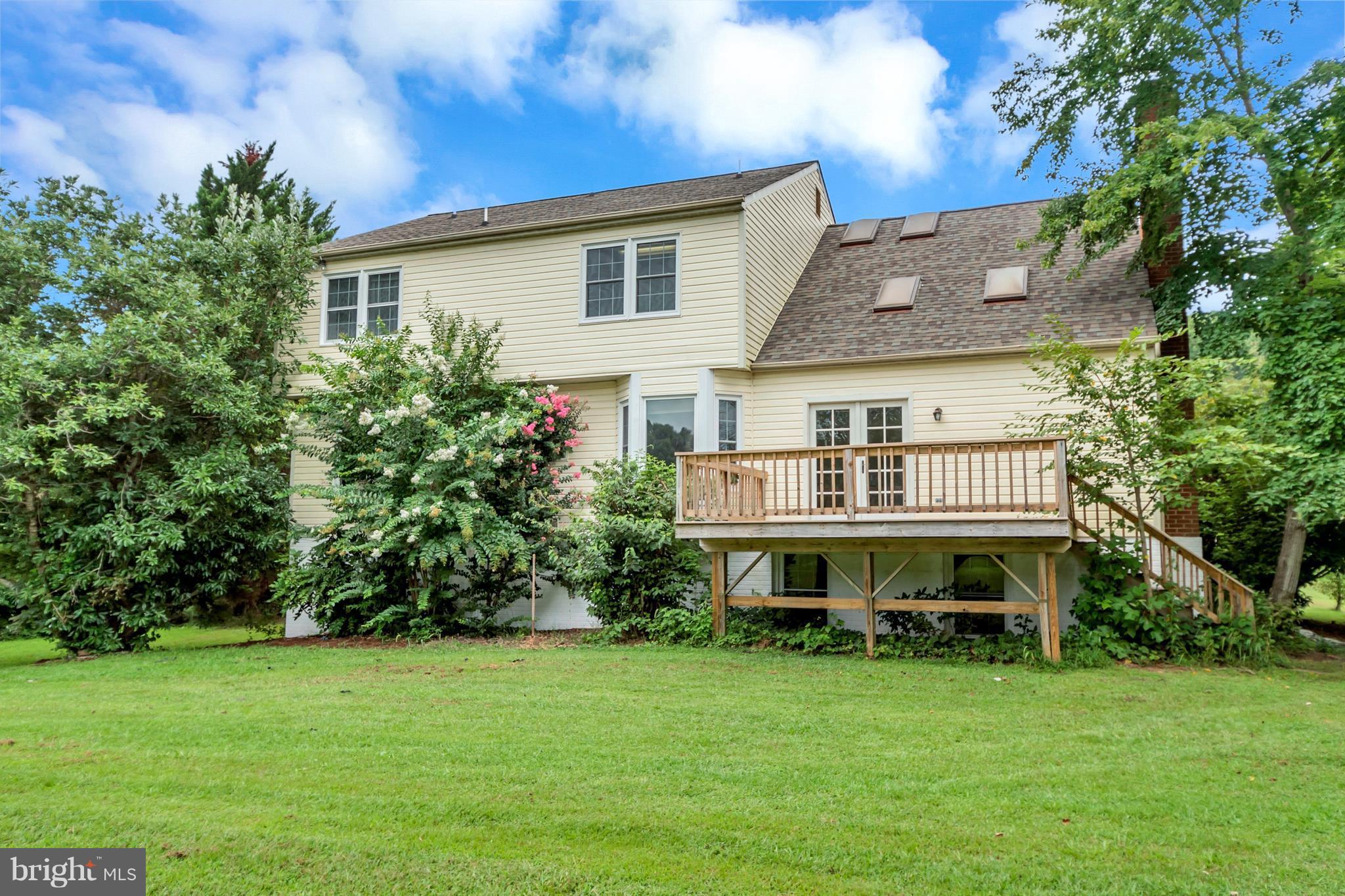 WHITESTONE - Residential