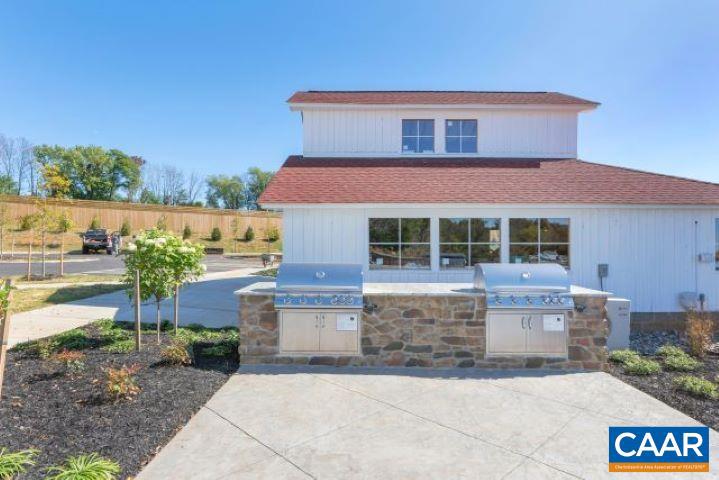 PLEASANT GREEN - Residential