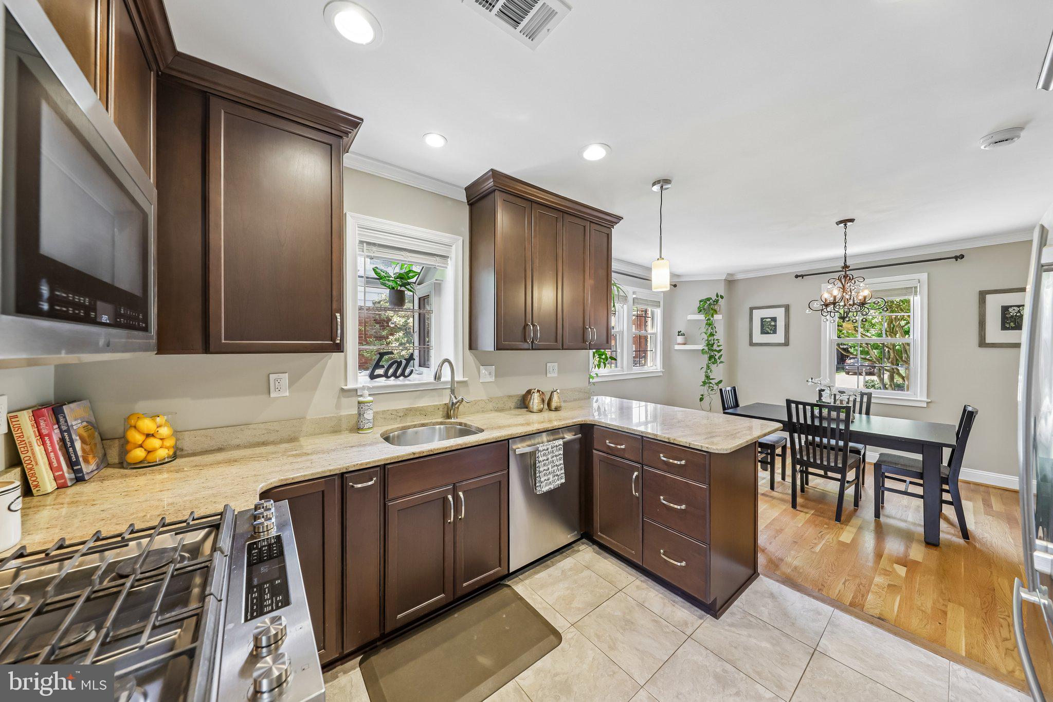 GLEBE MANOR - Residential