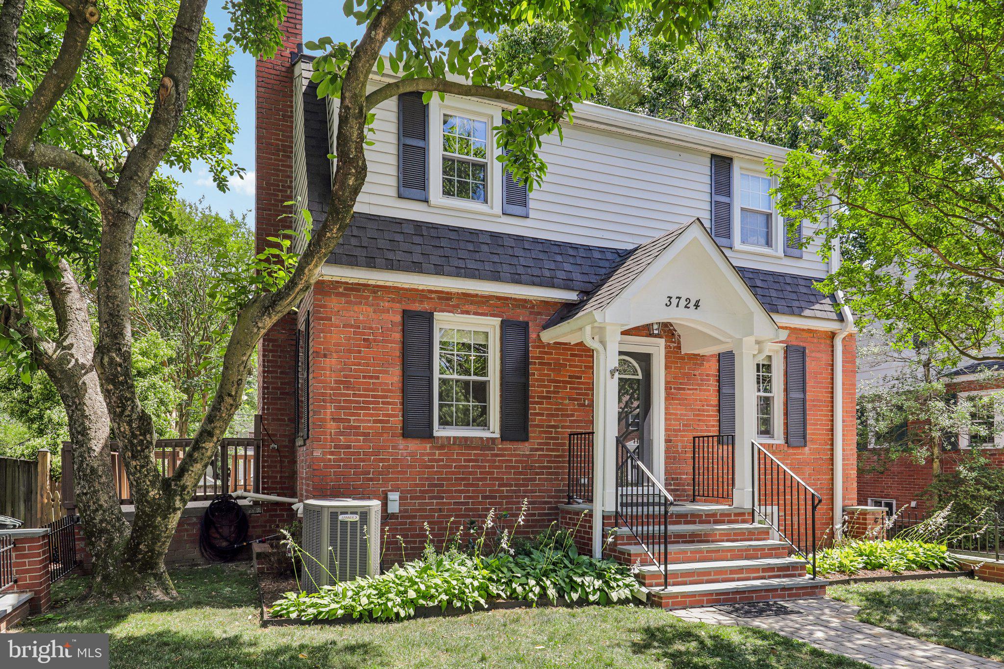 GLEBE MANOR - Residential