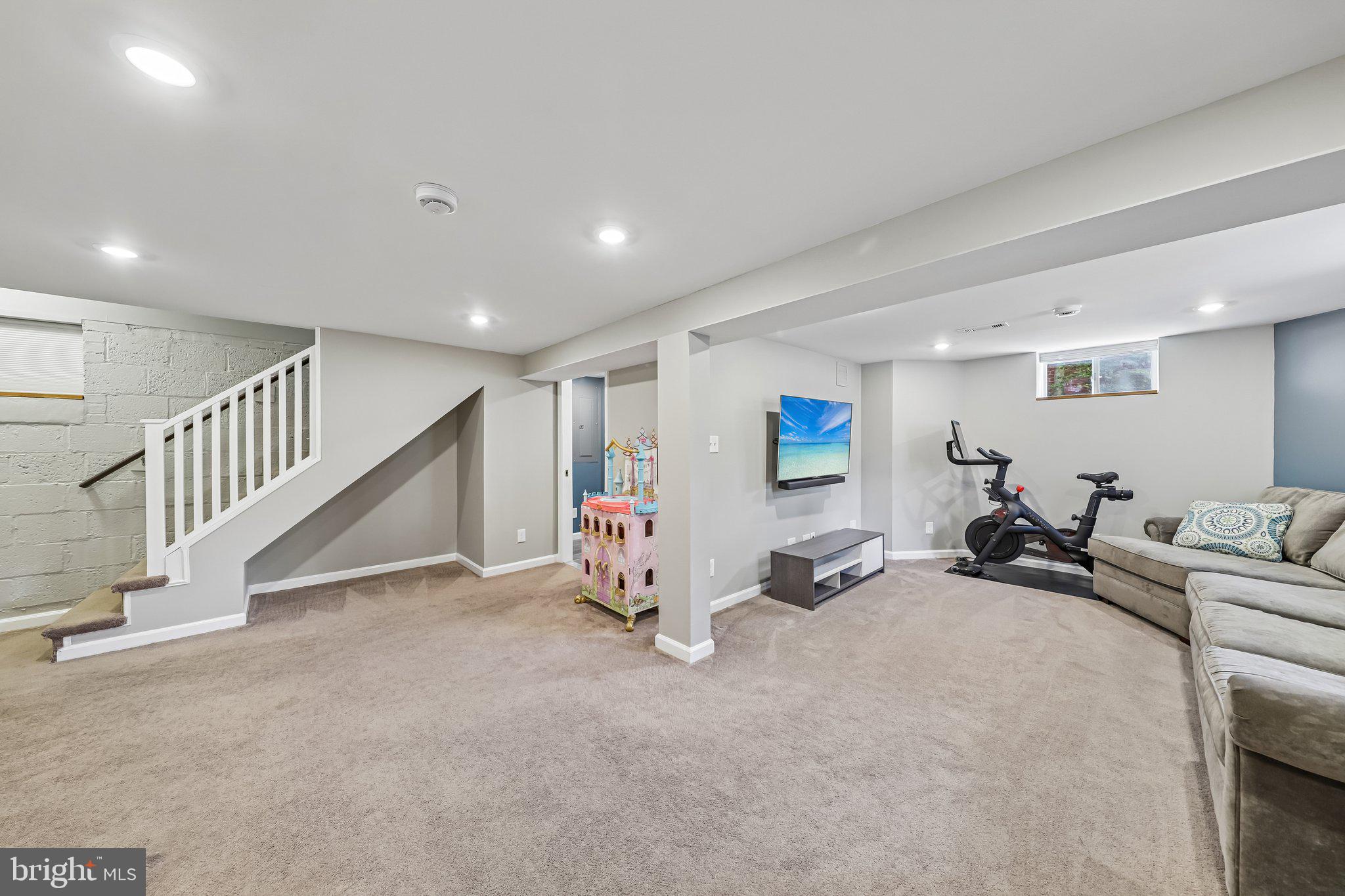 GLEBE MANOR - Residential