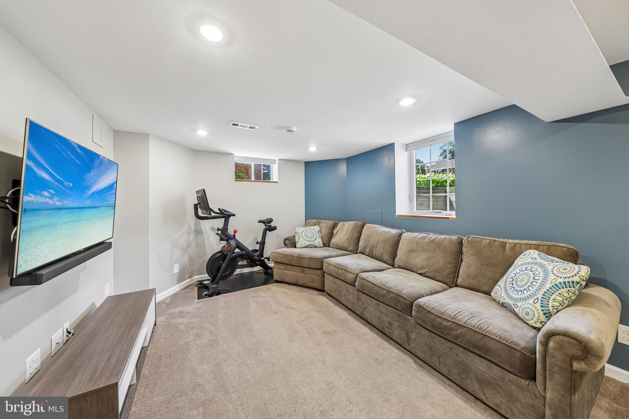 GLEBE MANOR - Residential