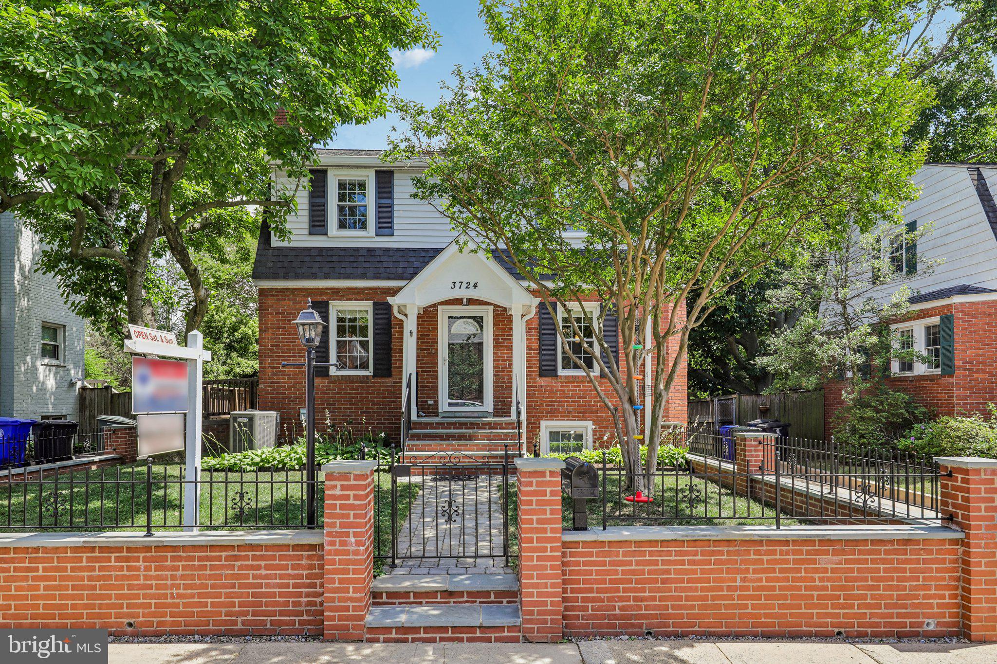 GLEBE MANOR - Residential