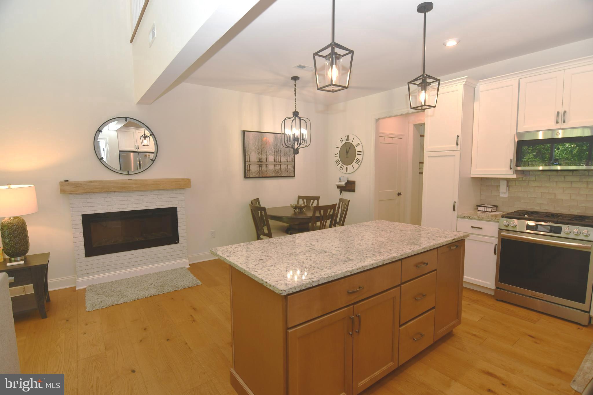 ROSE POINTE - Residential