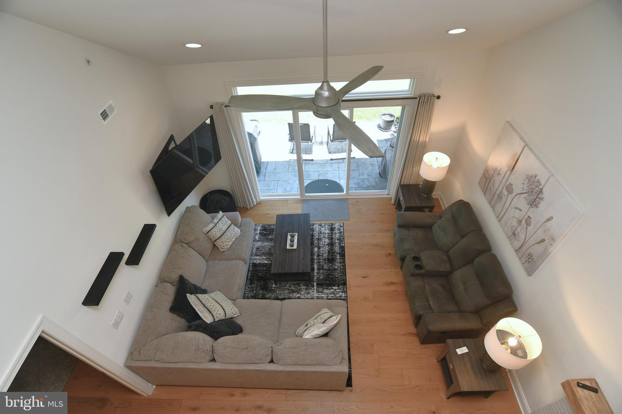 ROSE POINTE - Residential