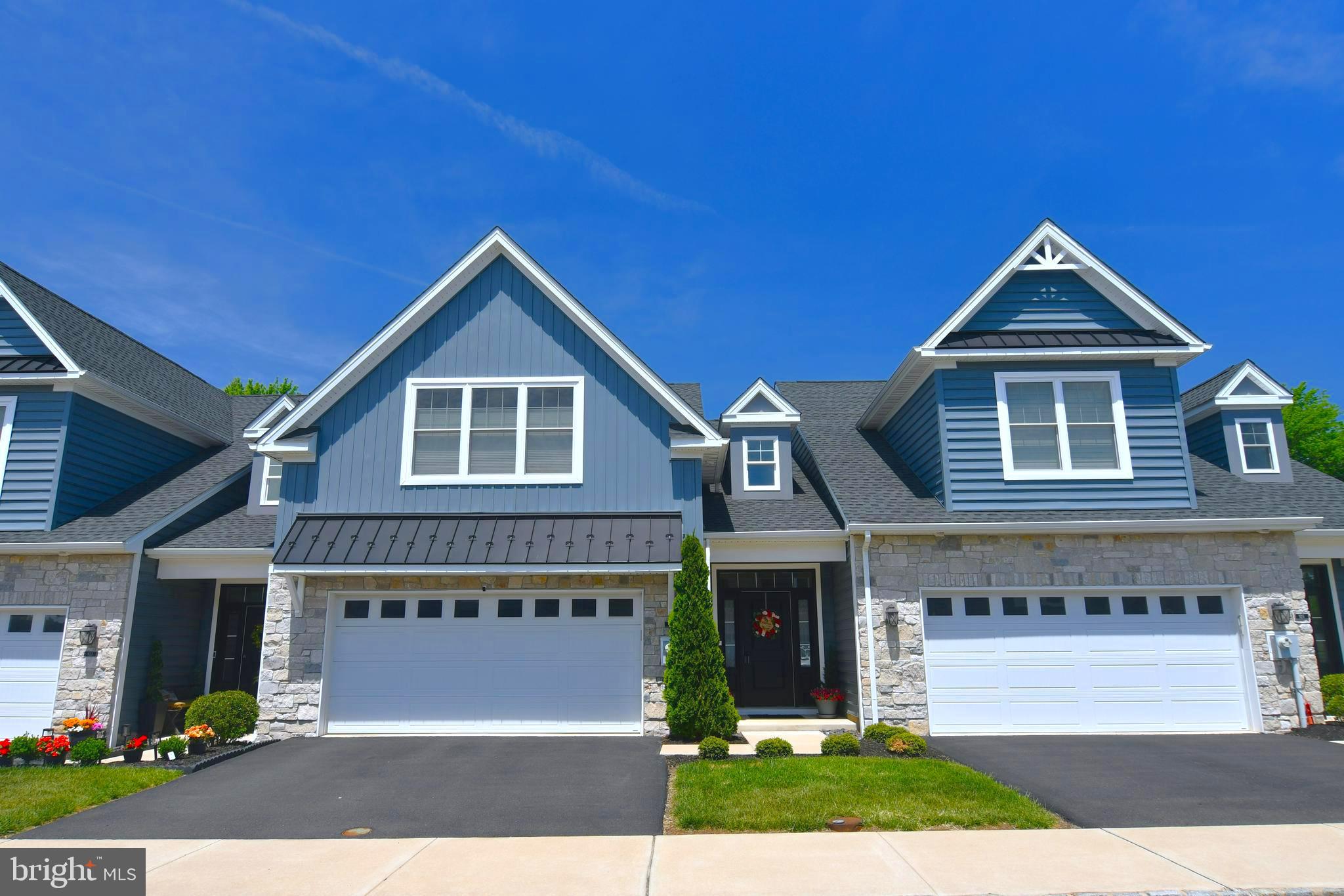 ROSE POINTE - Residential