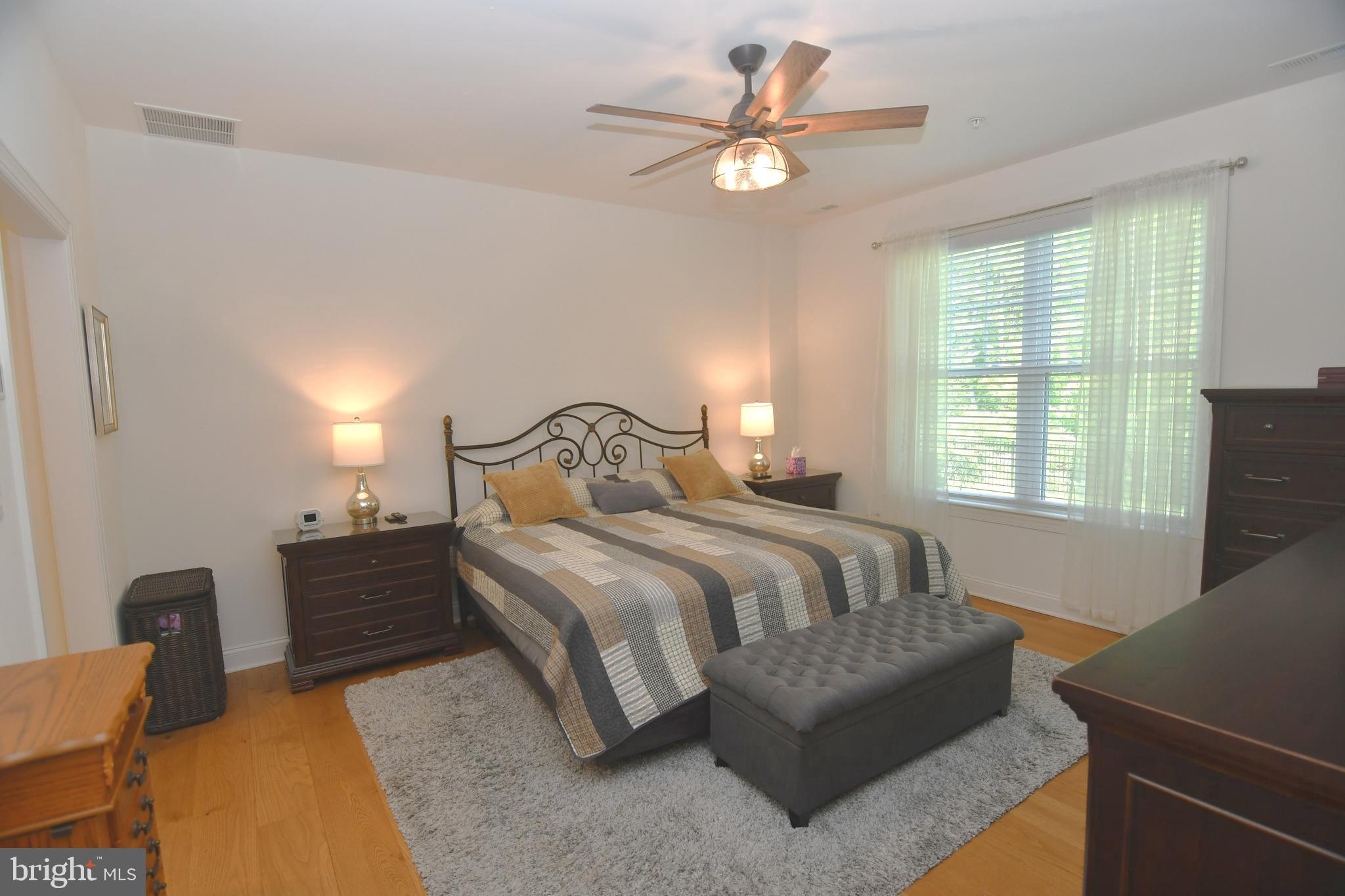 ROSE POINTE - Residential