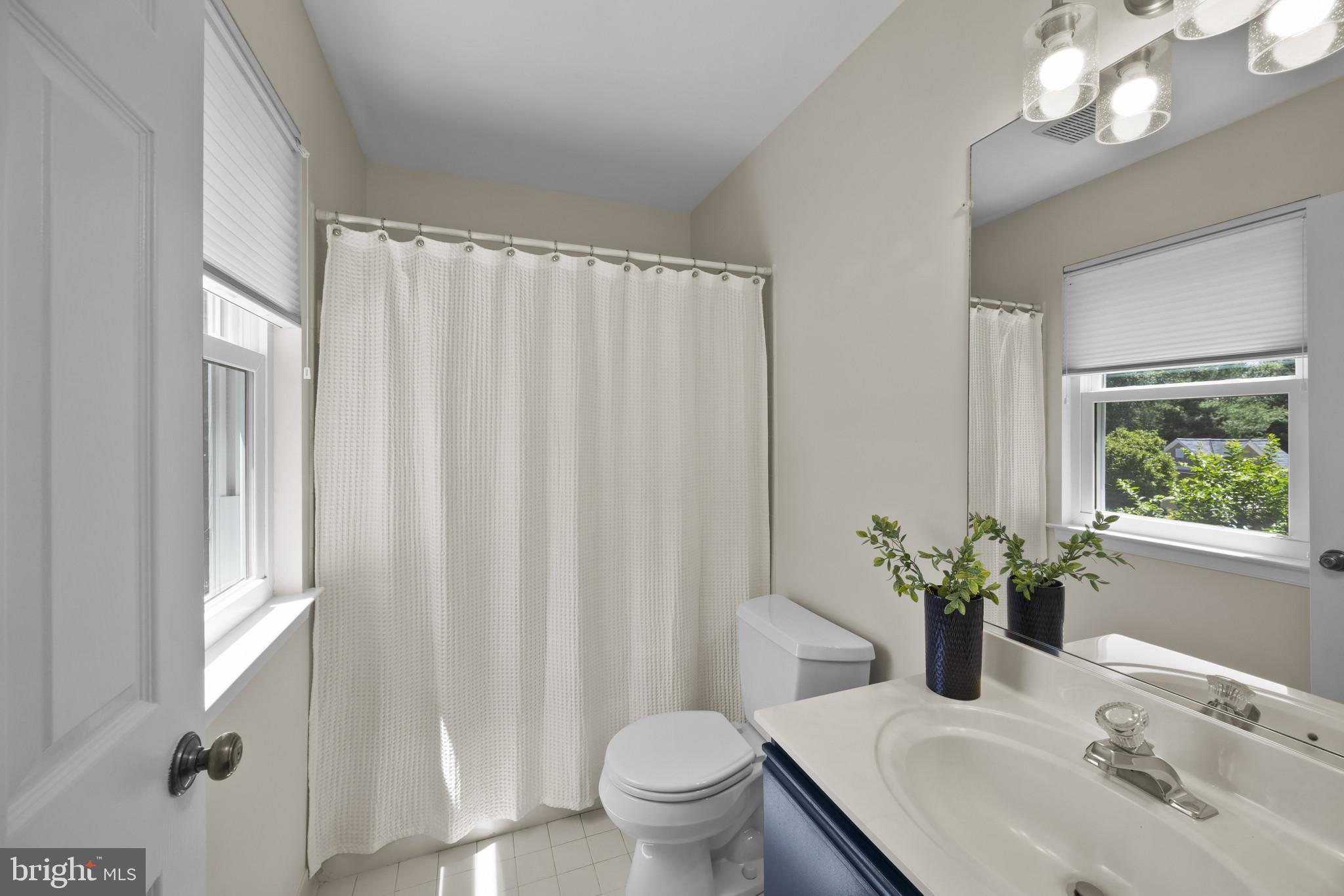 EASTPORT - Residential