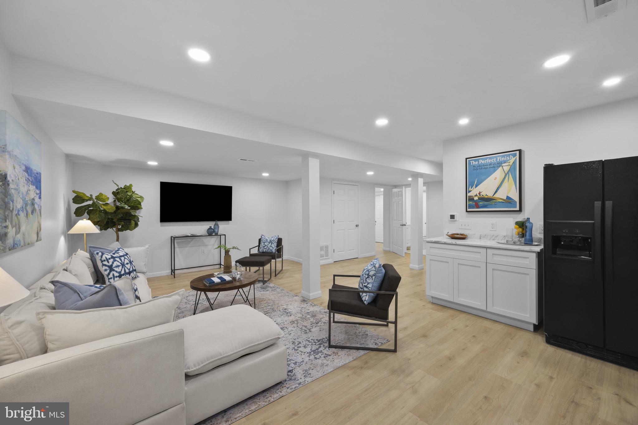 EASTPORT - Residential