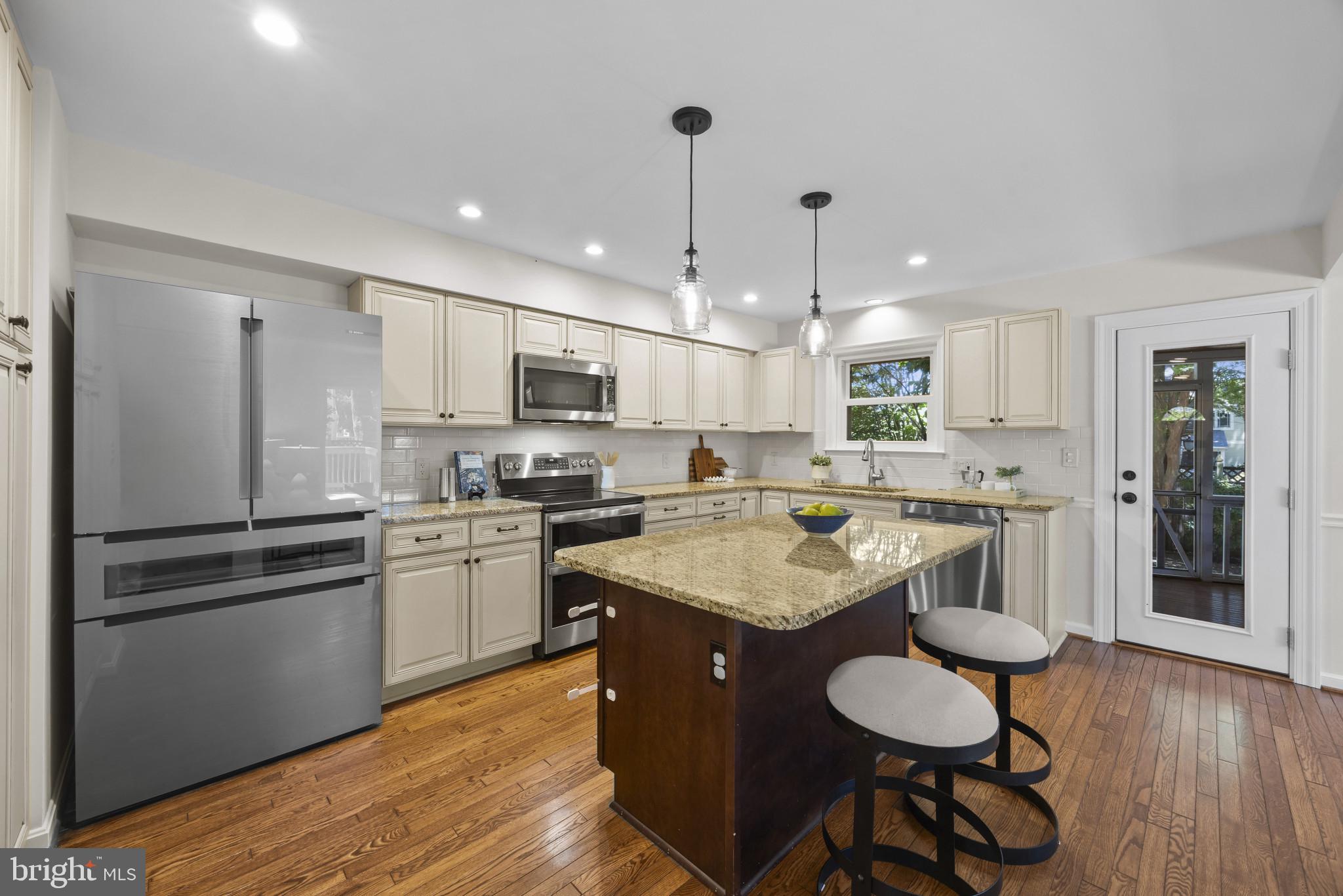 EASTPORT - Residential